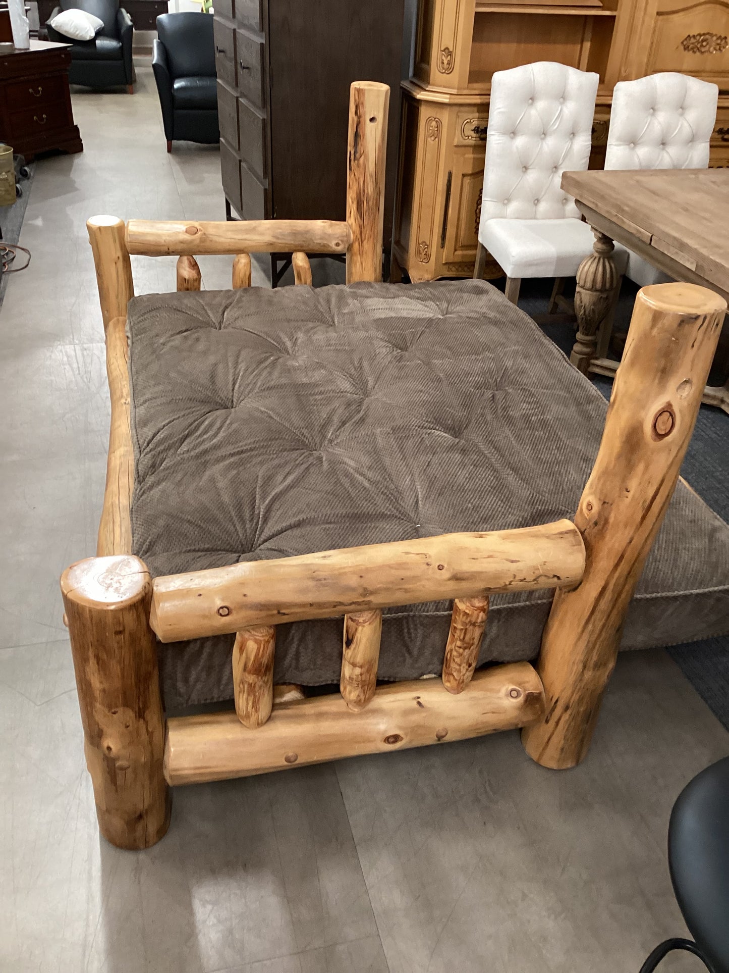 Log in some sleep futon