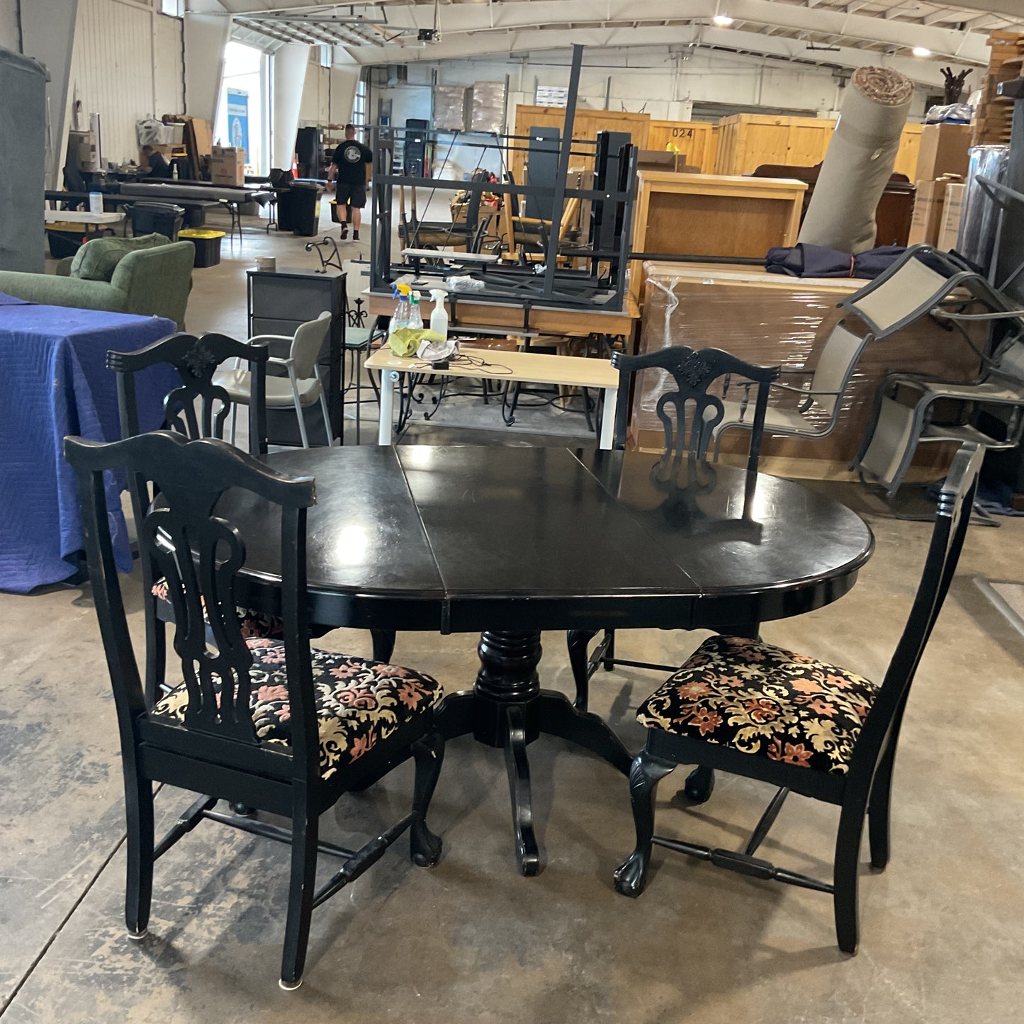 Black Vintage Dinning Set *WH