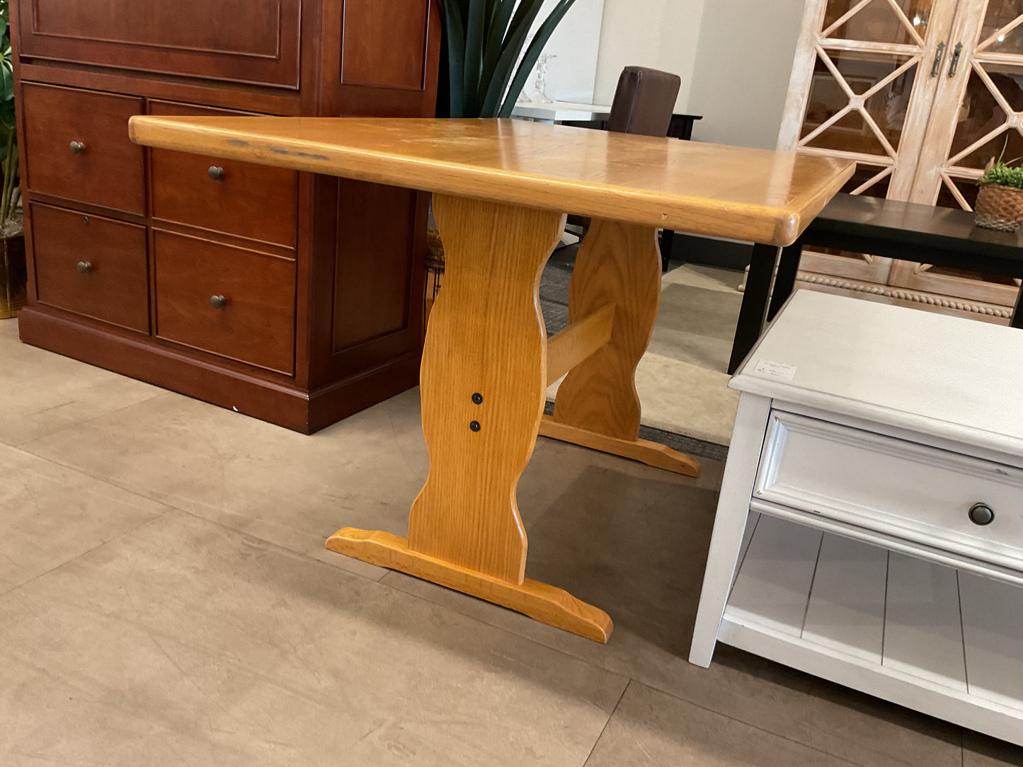 *WH* Cute Lil Dining Table
