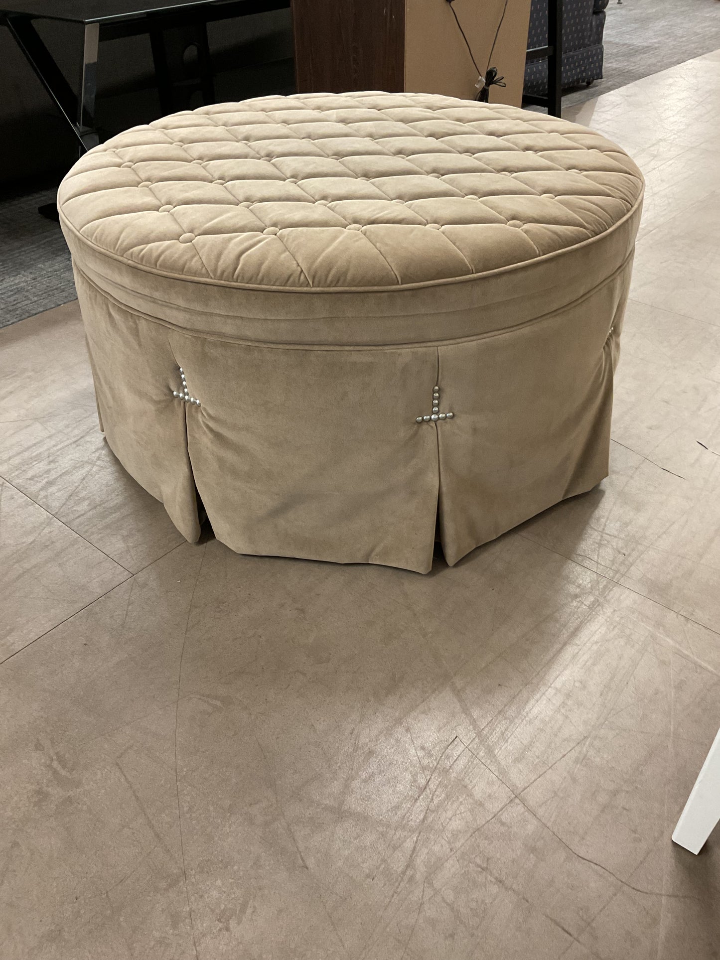Tiana Ottoman