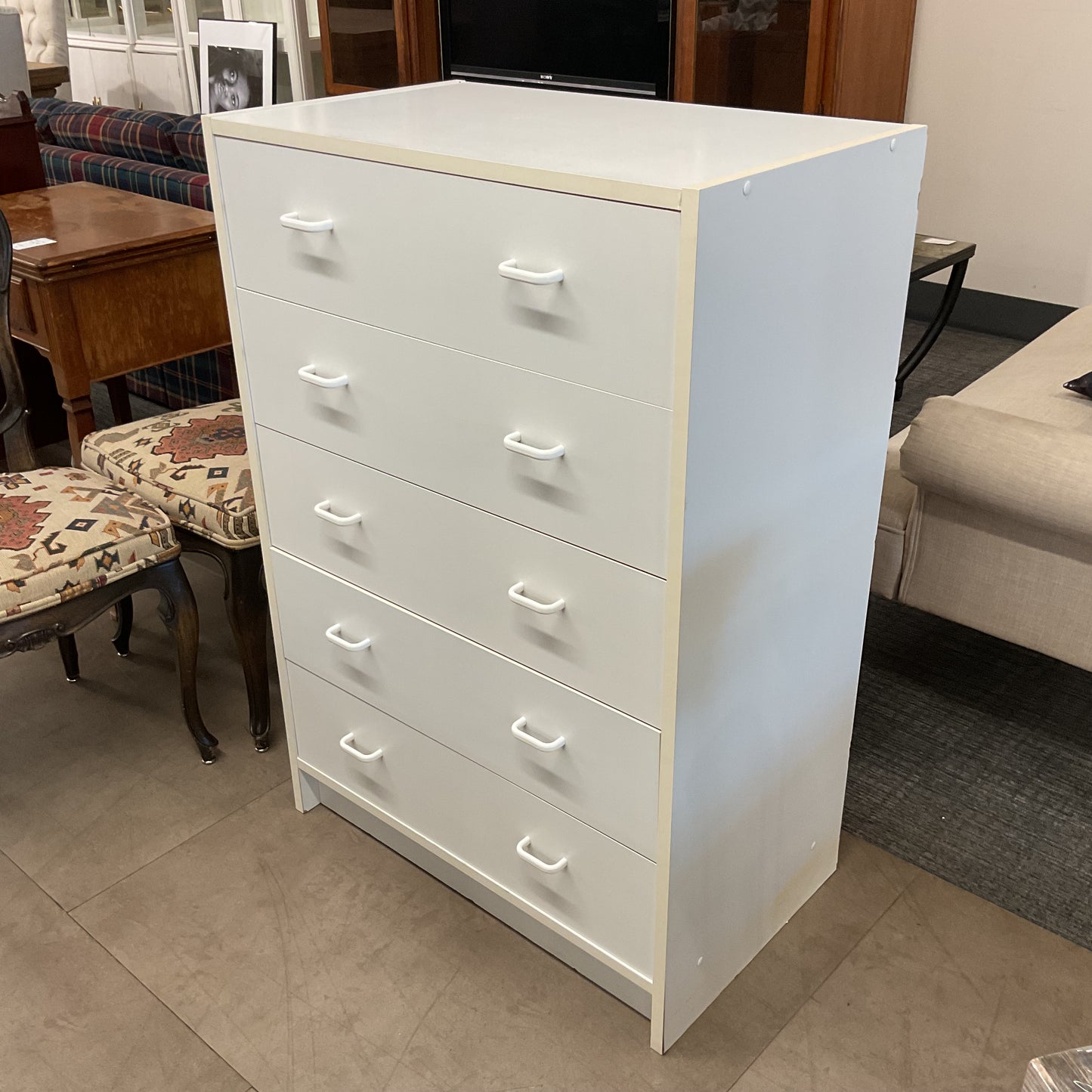 Crafty Tall Dresser