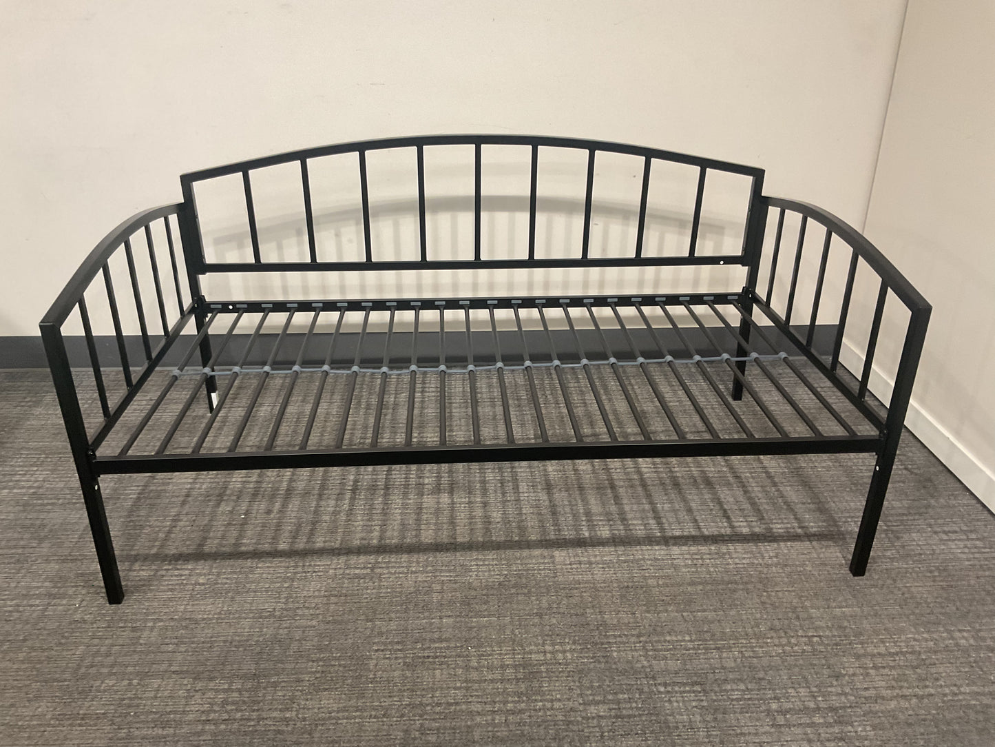 Black Metal Twin Daybed (G57)