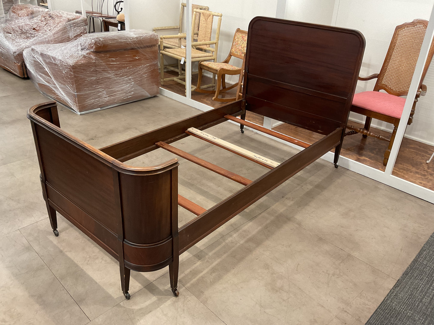 Polar Express Twin Frame (B315)