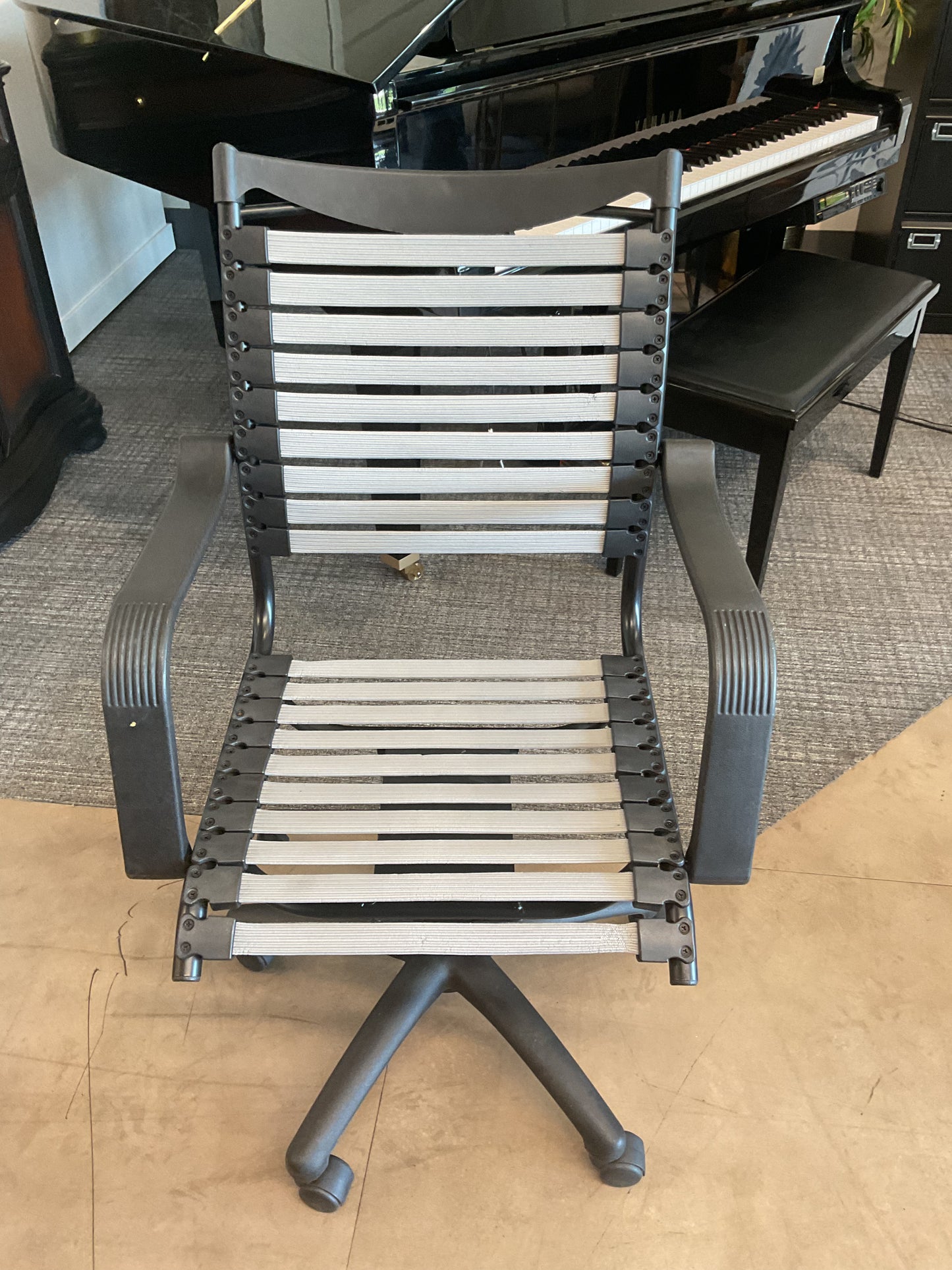Bungee Office Chair