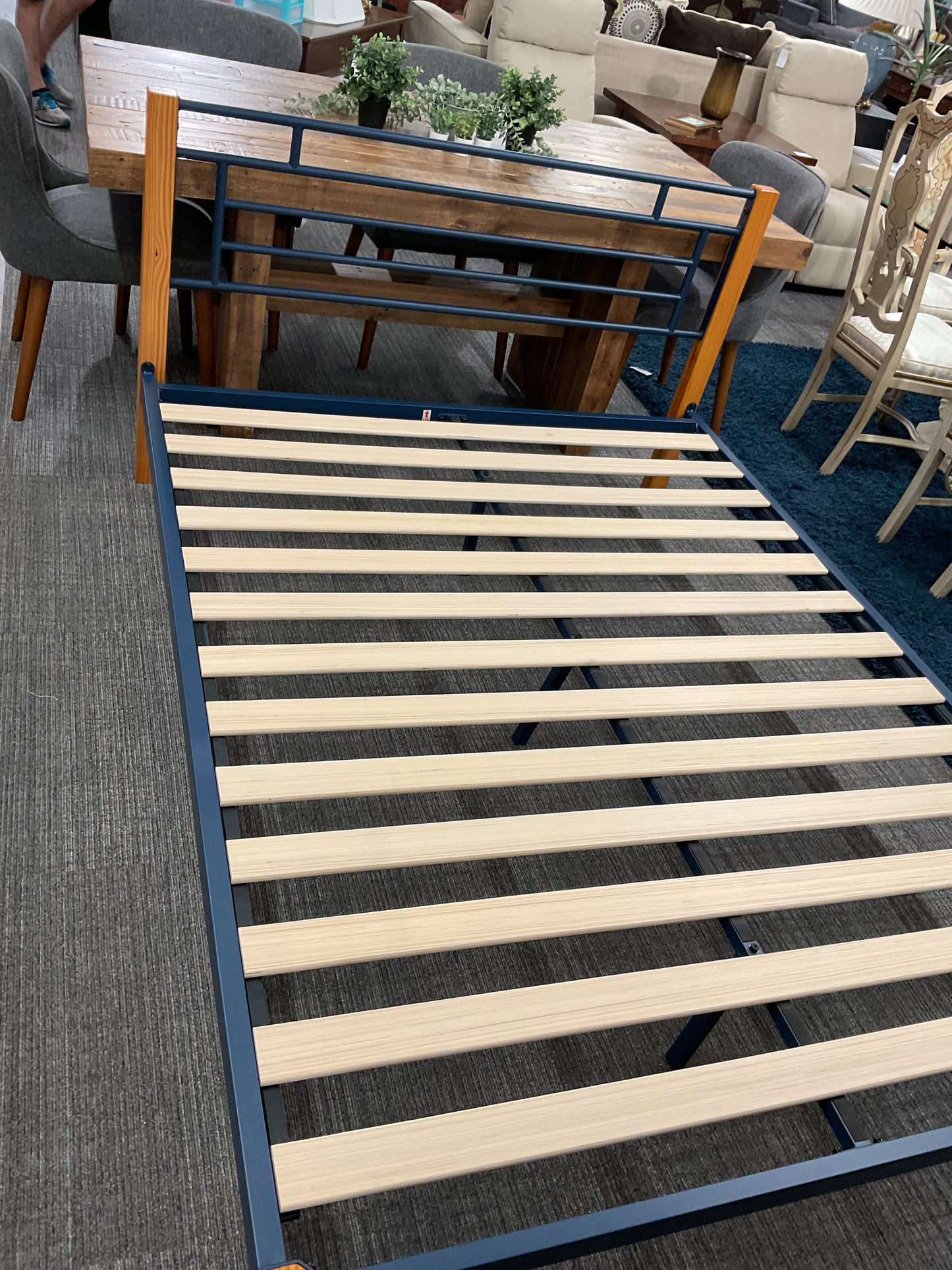 Full Metal & Wood Platform Bed (B013)