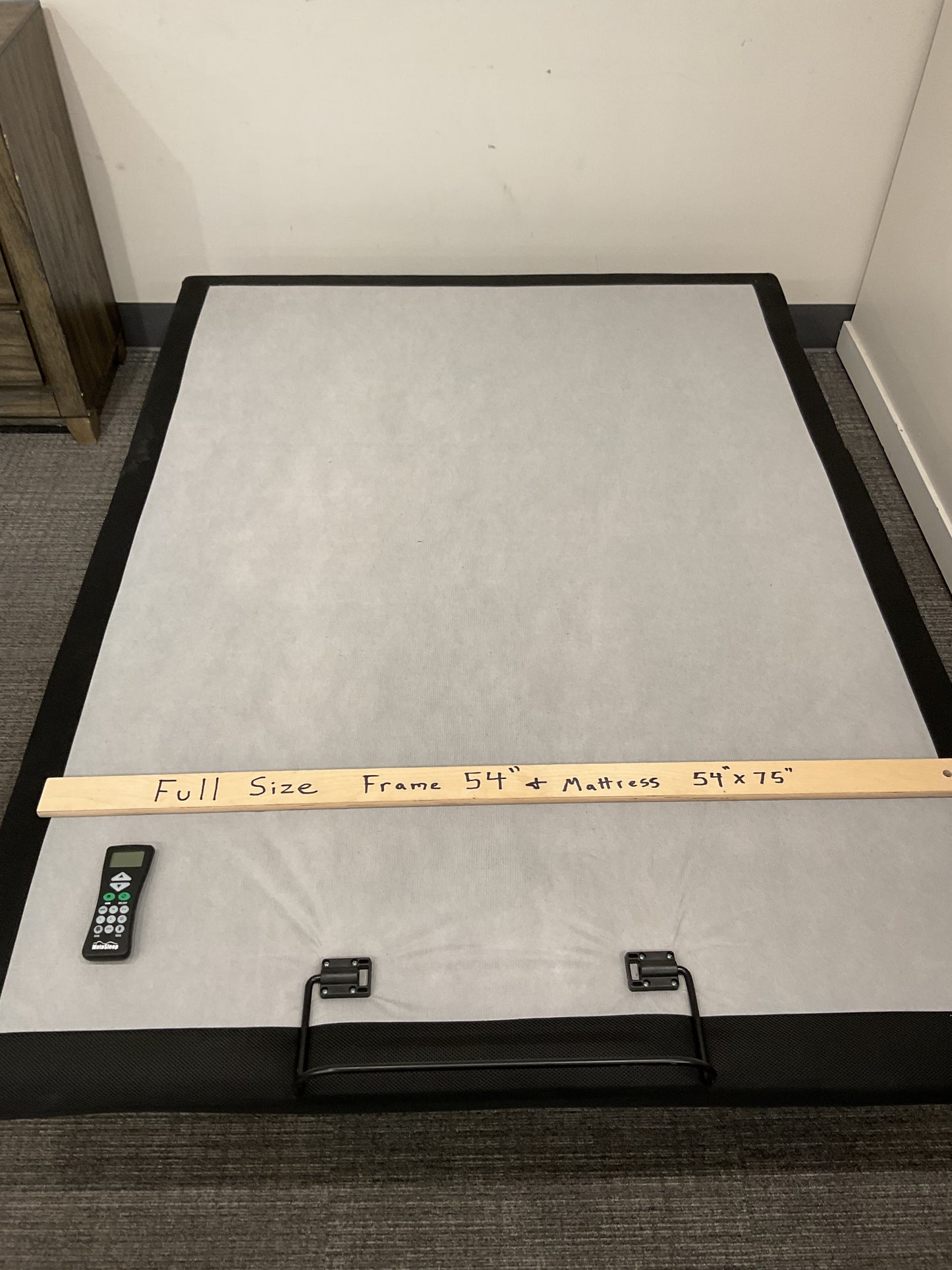 Full Size Adjustable Bed Frame with Remote (B019)