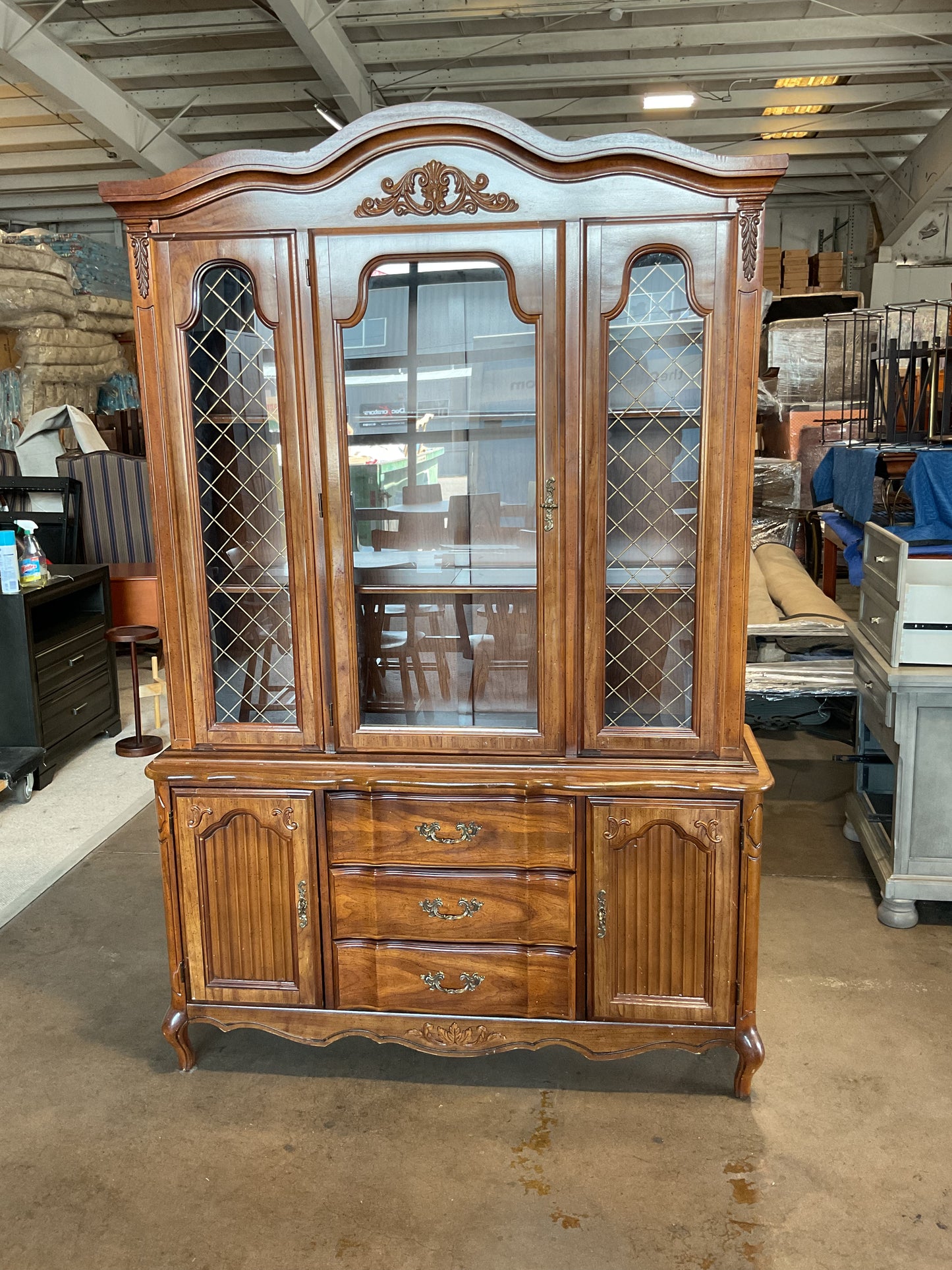 X China Hutch *WH*