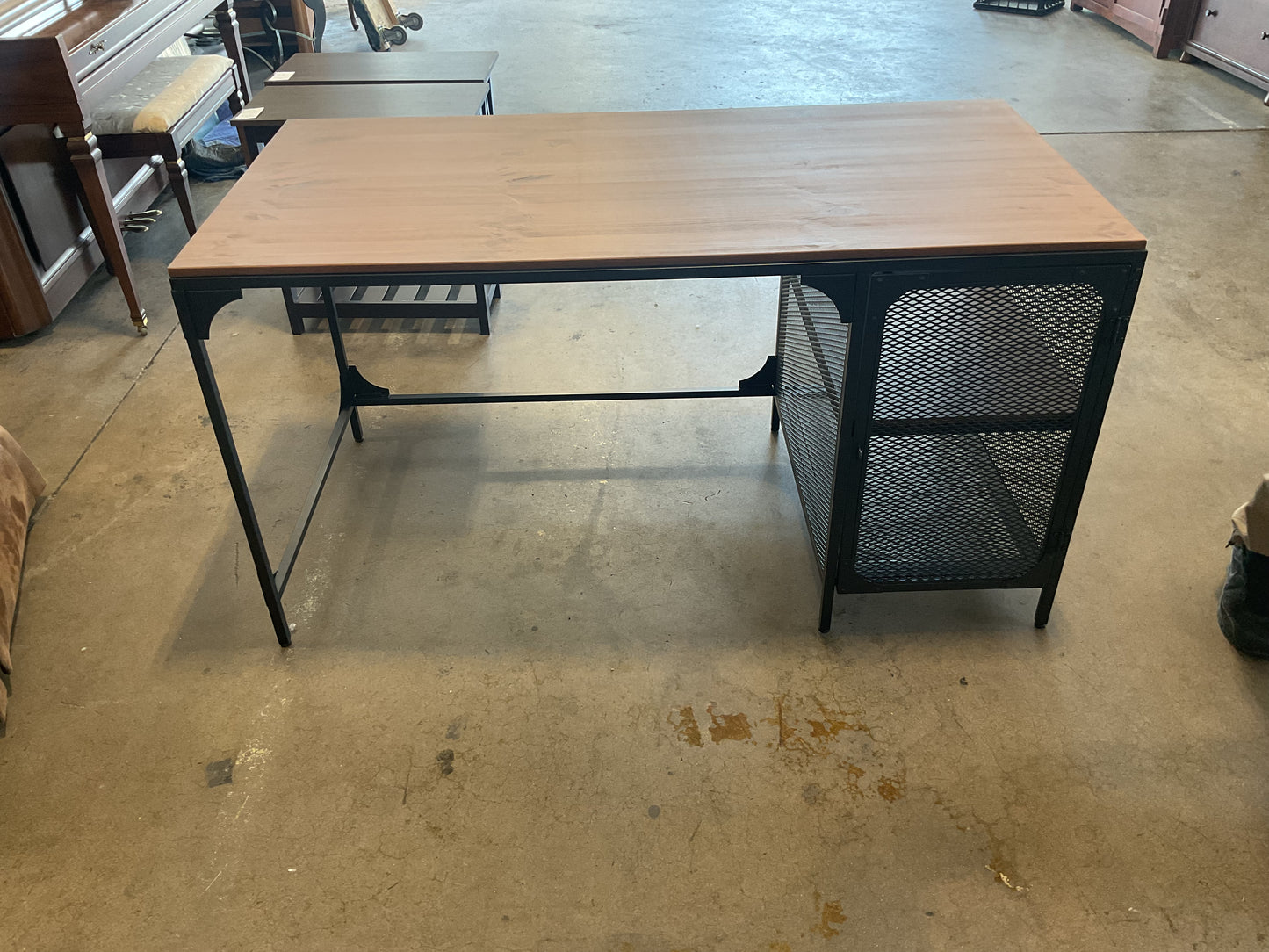 Cage Desk **WH**