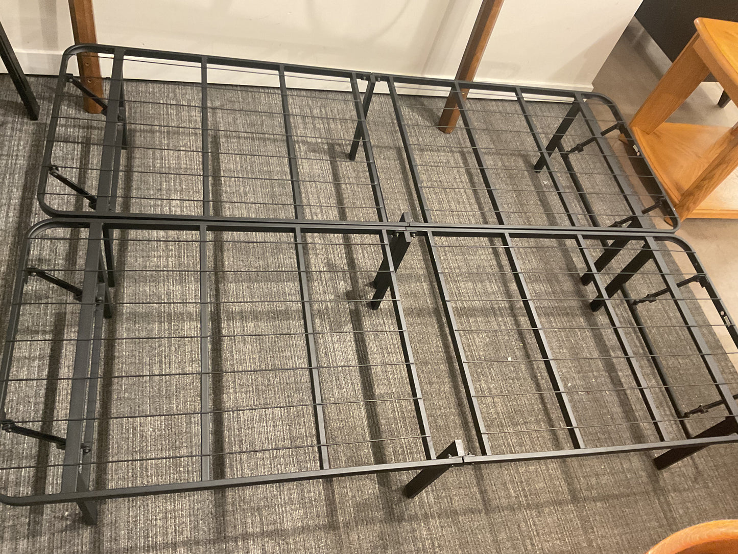 Full Size Platform Bed Frame (B033)