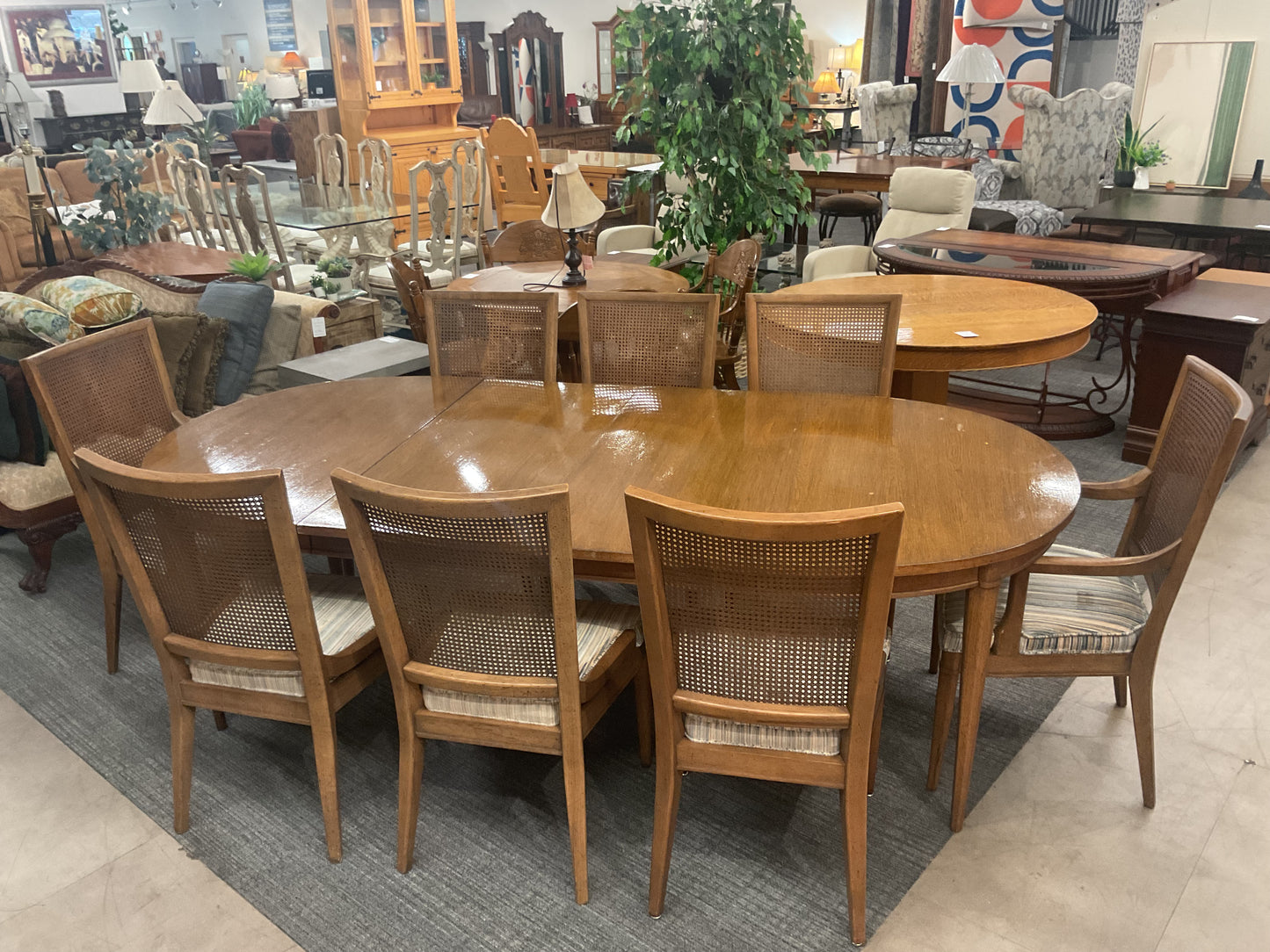 King Henry’s Dining Set