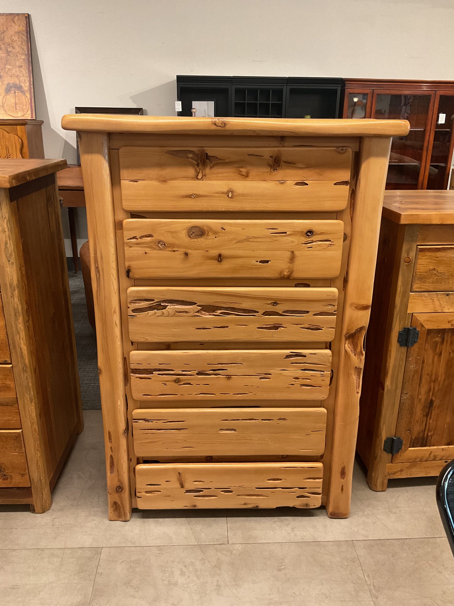 Holy Dresser