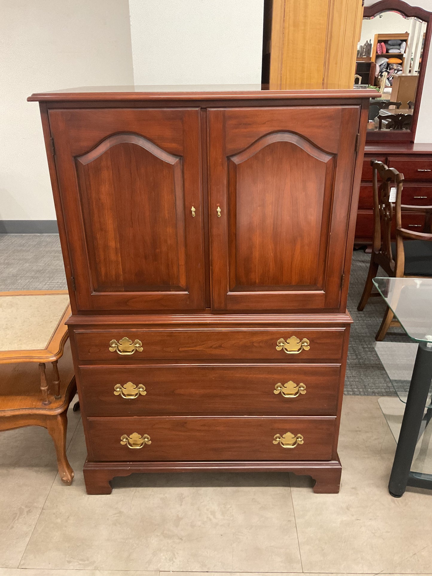 Gentlemen’s Chest