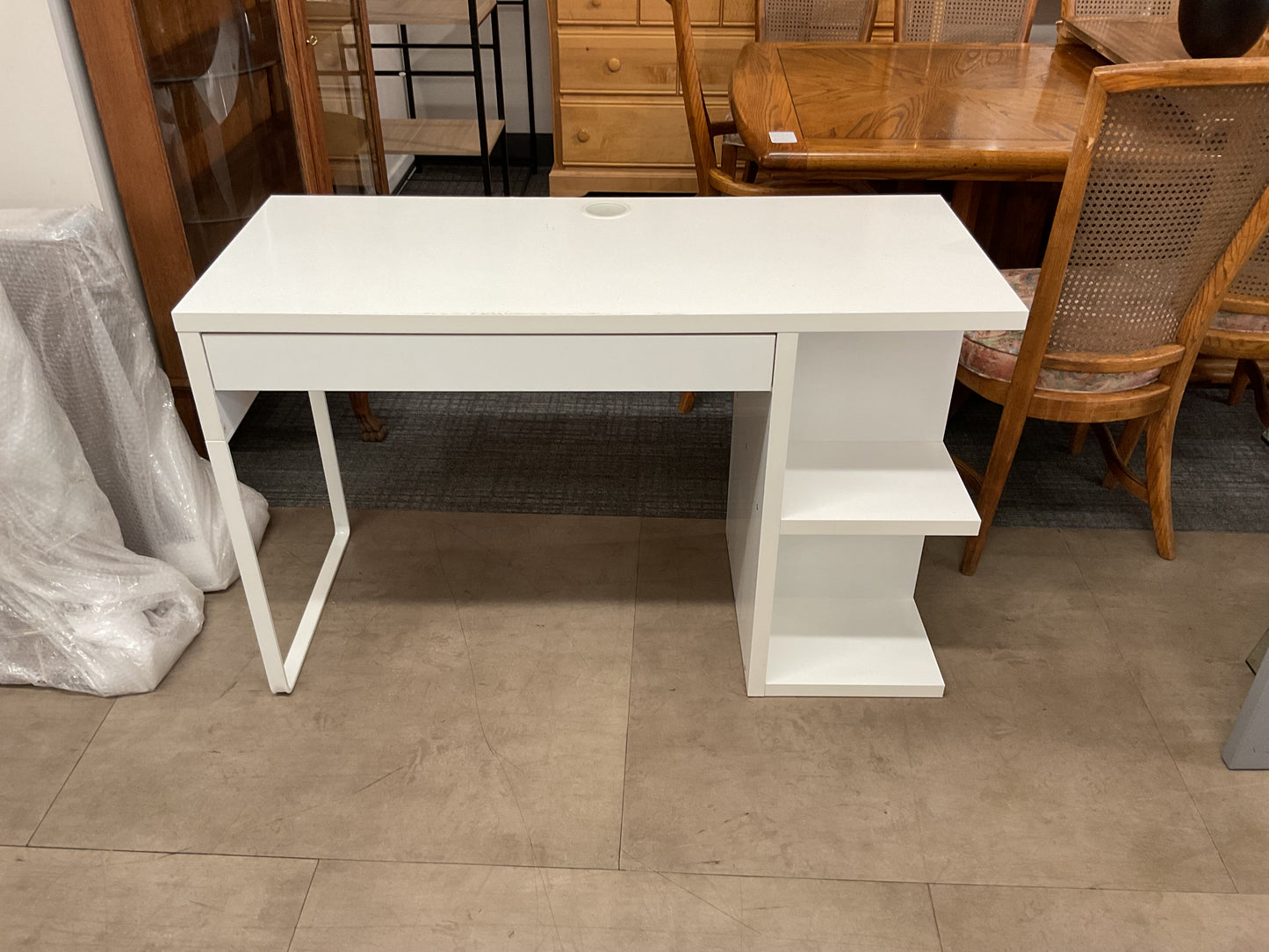 Side Storage Desk