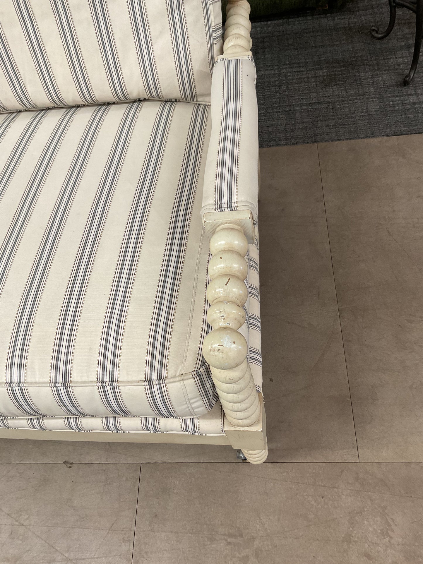 Pearl Sofa