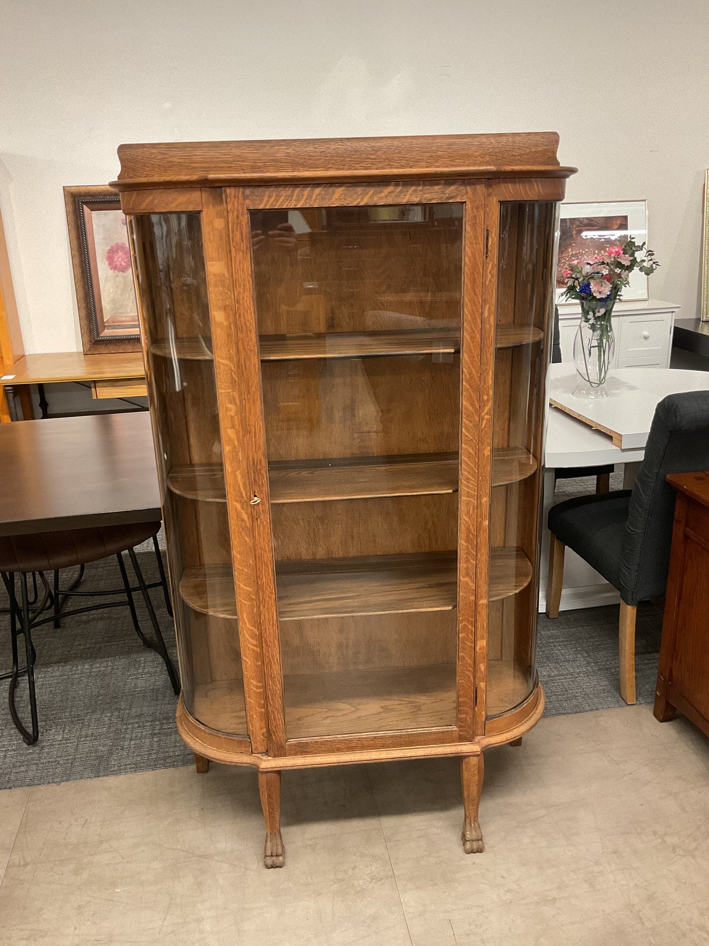 Throw Back Cabinet