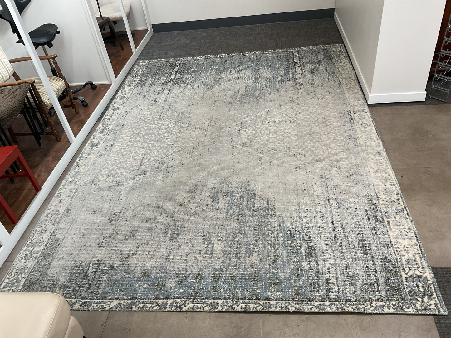 Izzy Rug (R065)