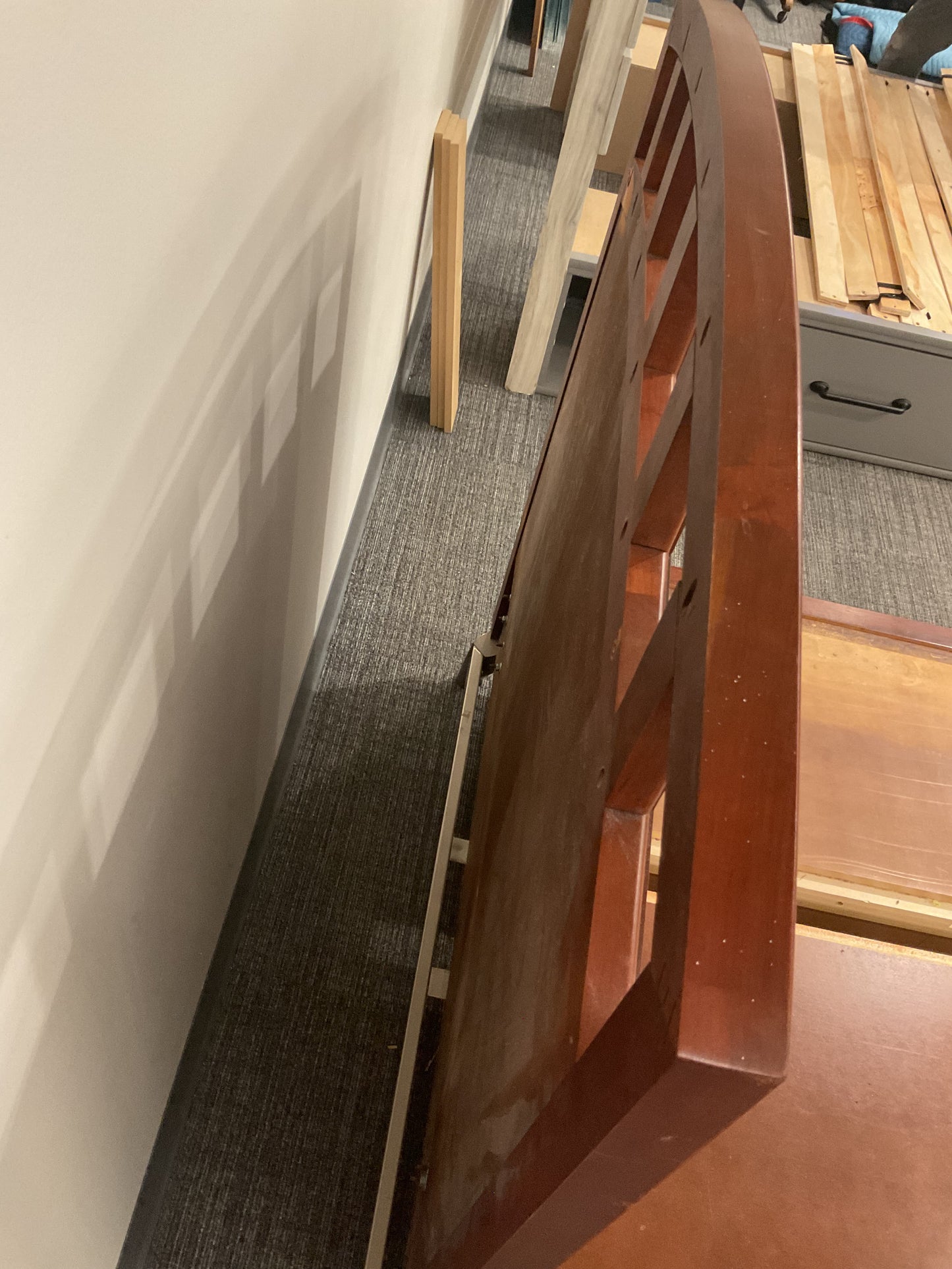 (A30) Simple Adventure bed twin