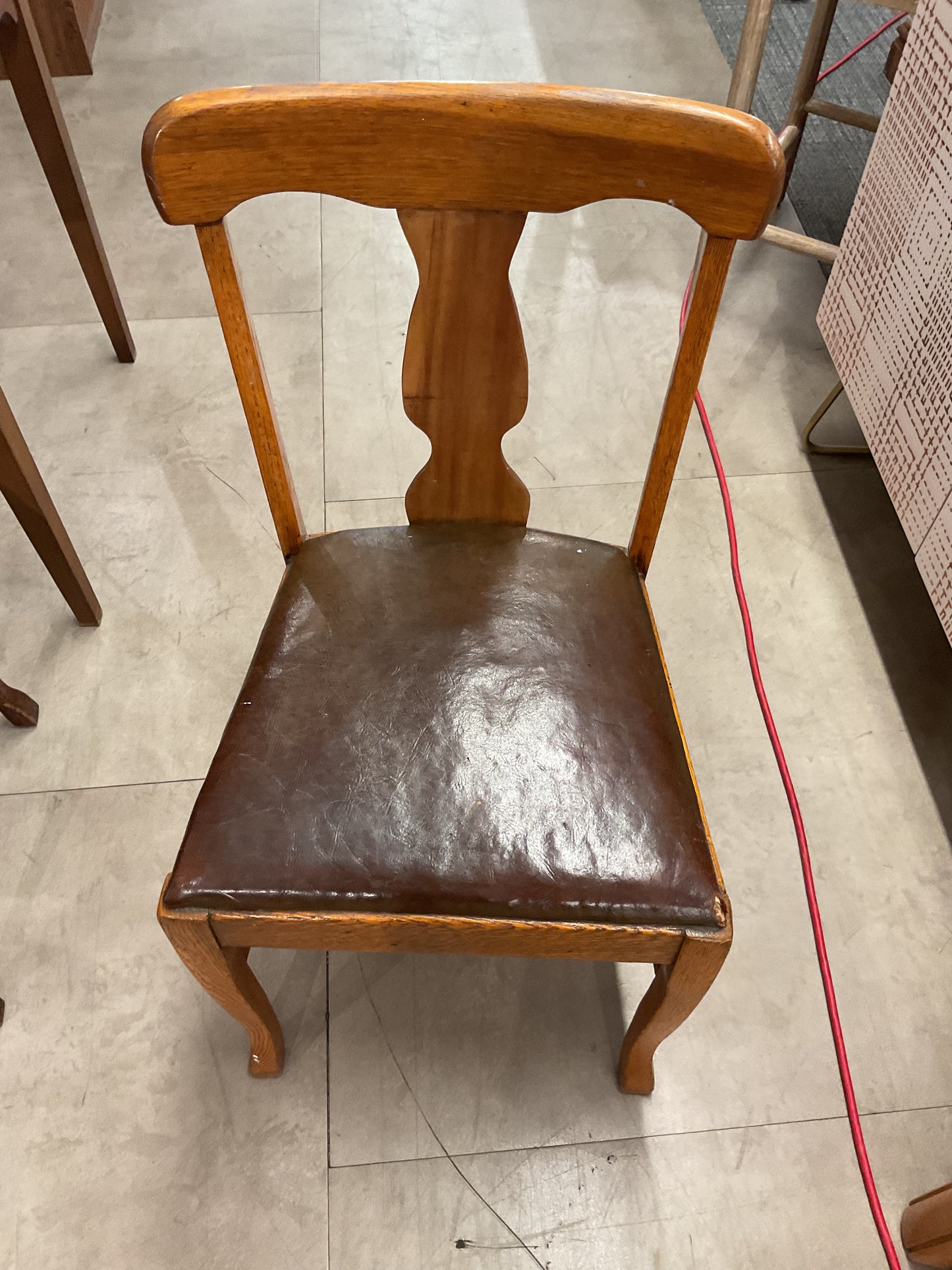 T-Back Chair