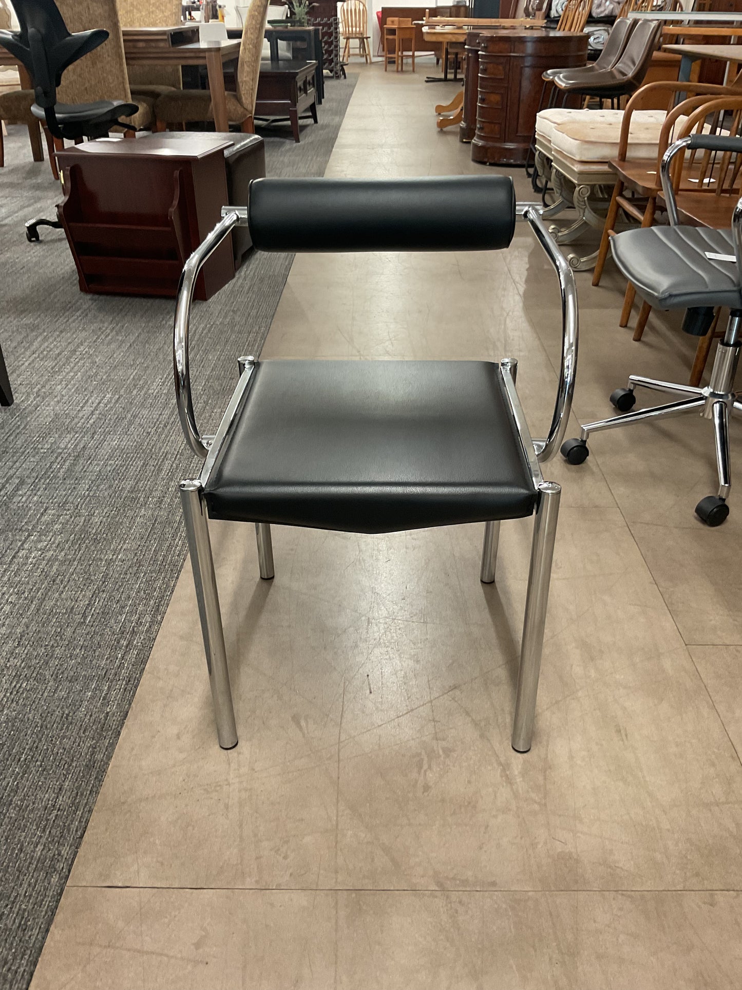 Pop Your Back Chair