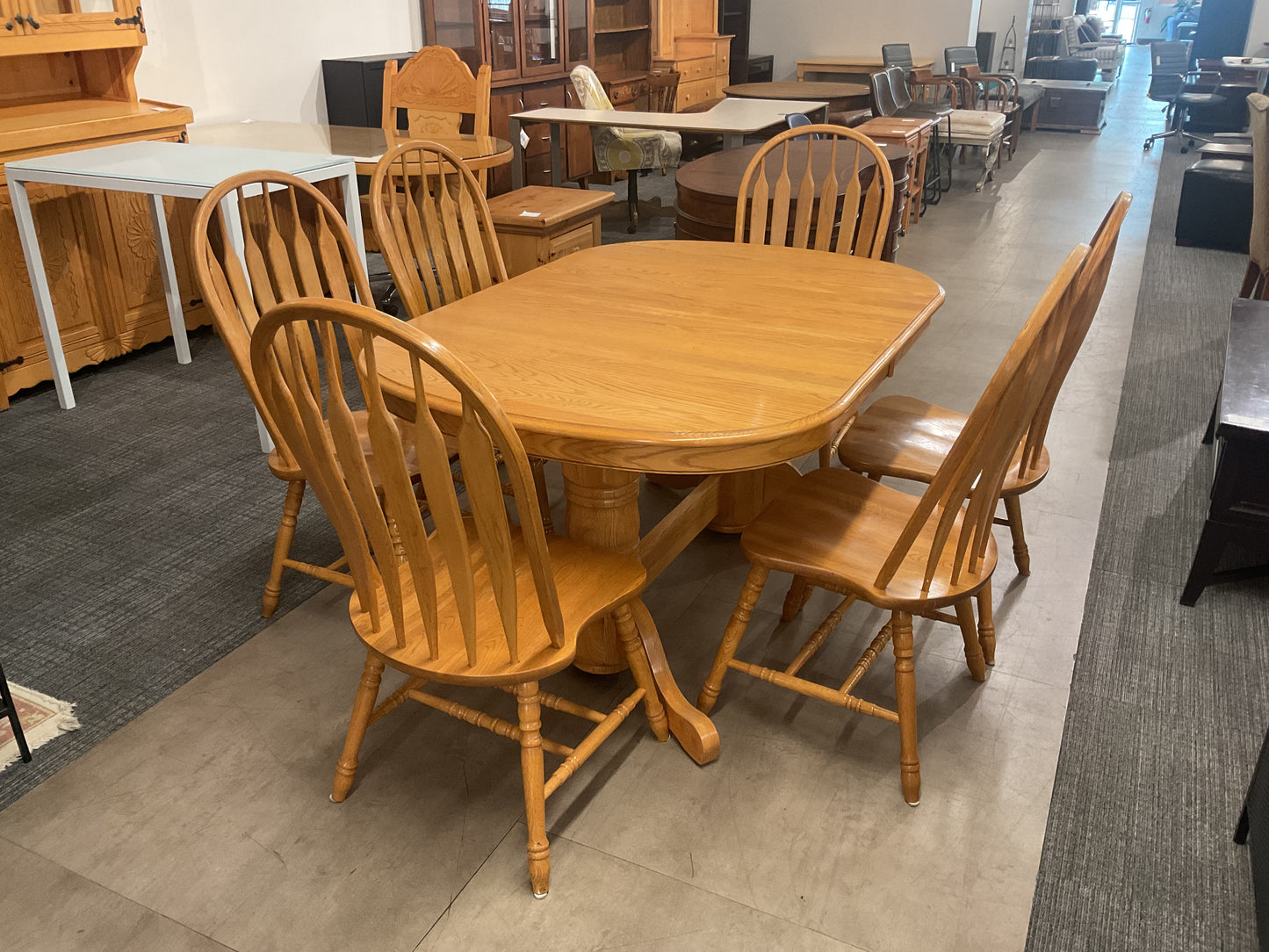Winnie Dining Set