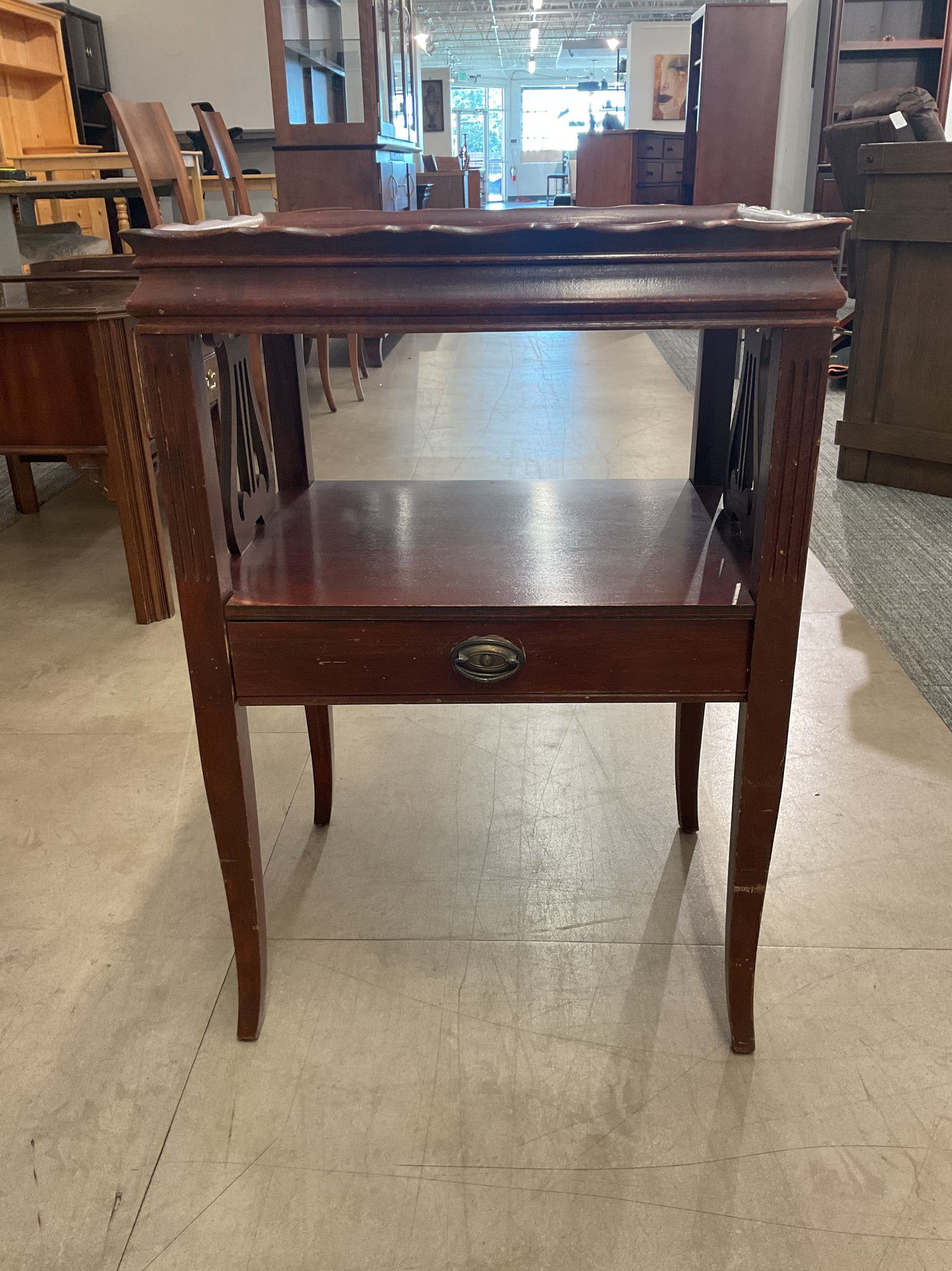 Viola End Table