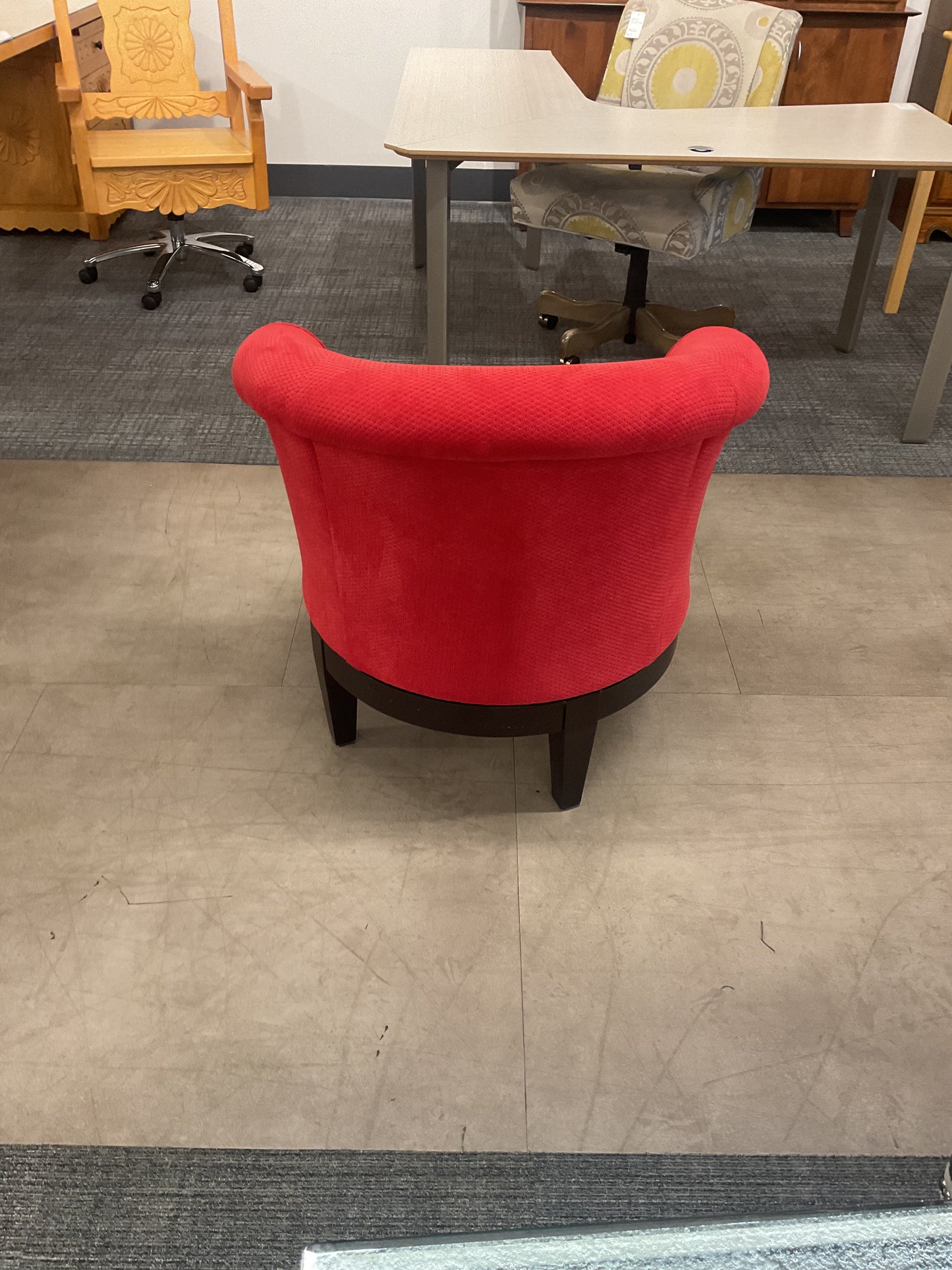 Cherry Swivel Chair