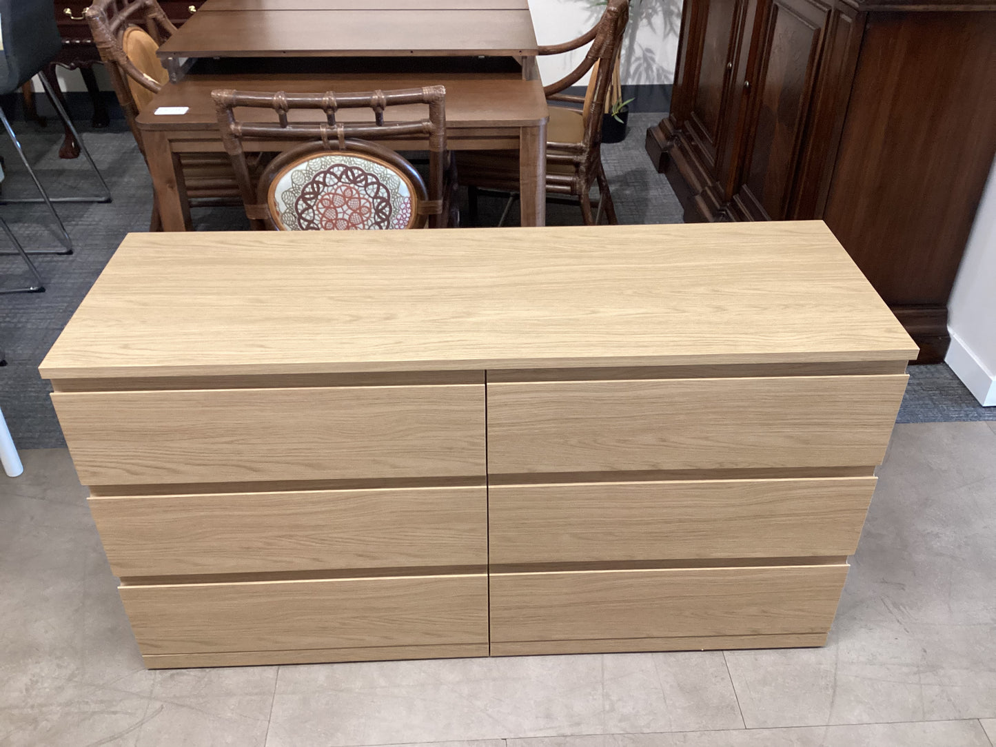 Star Crunch Dresser