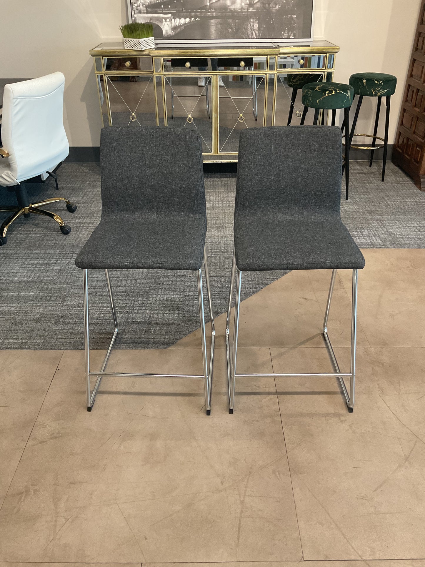 Stormy Stool Set