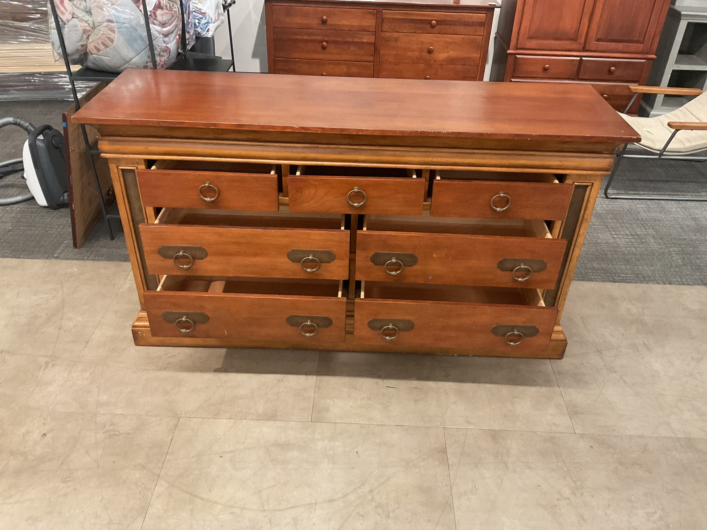 Need More Klausset Space Dresser