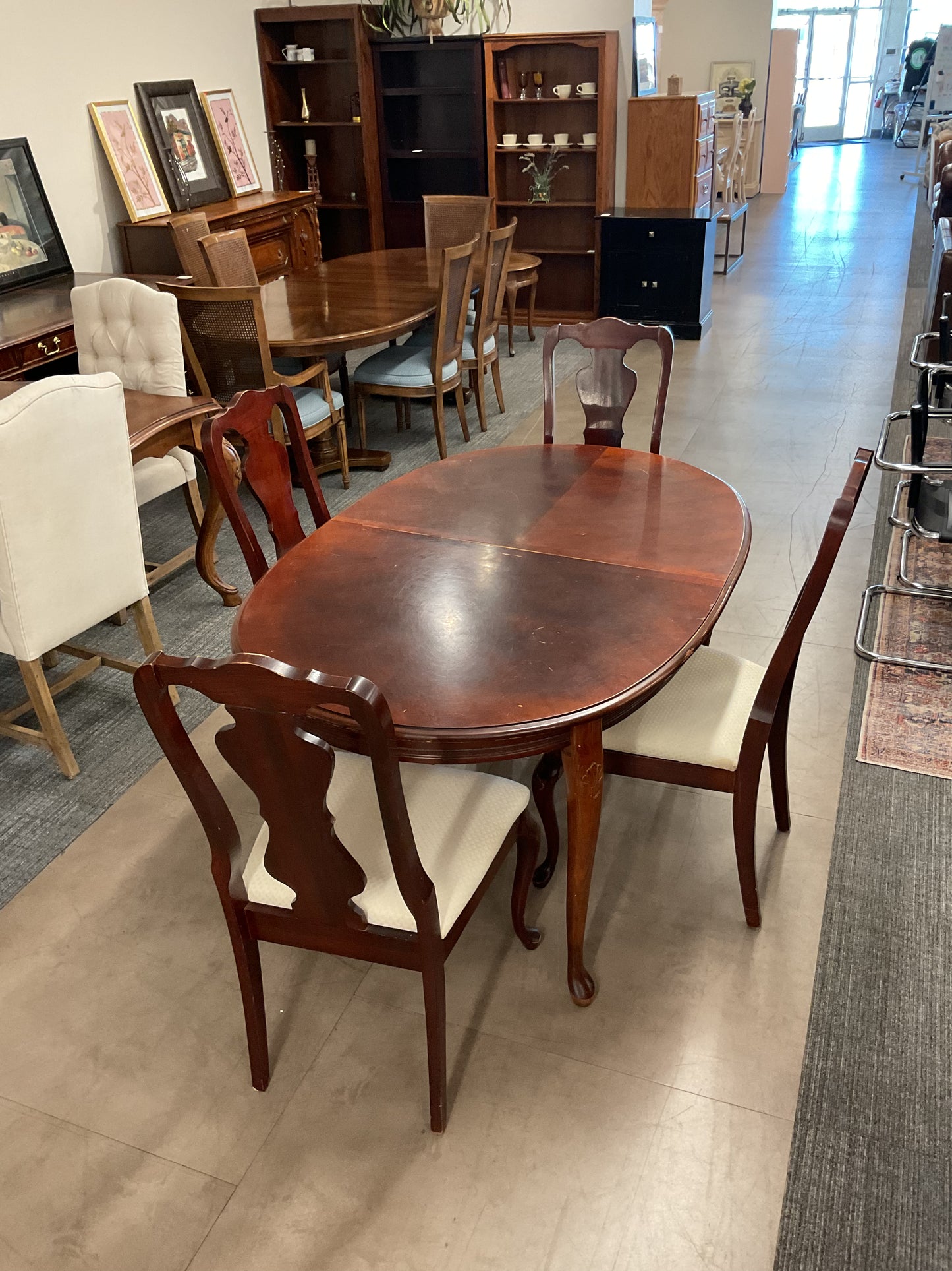 Oval Dining Table Set