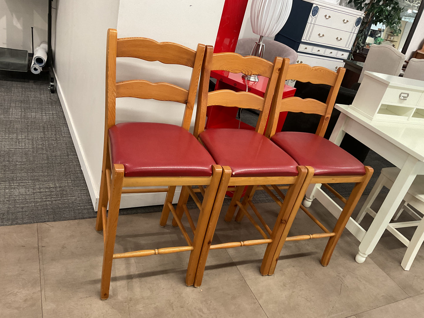 The Kimberly’s Chair Trio