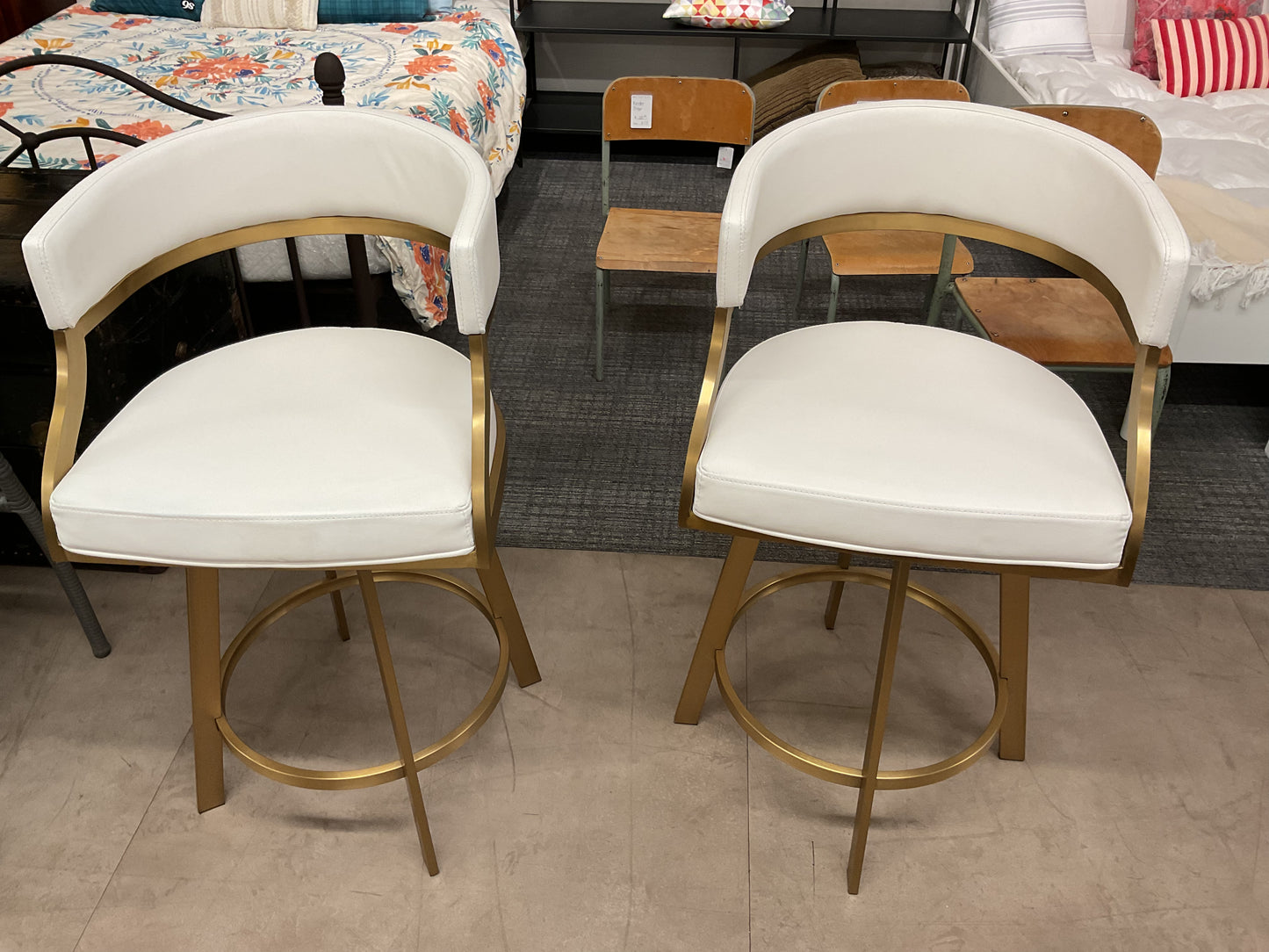 Stay Golden Stool Set