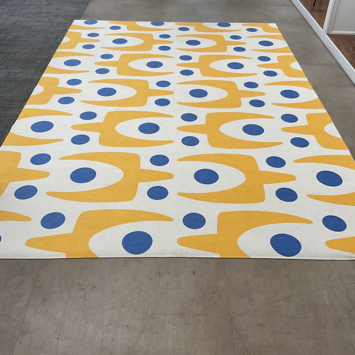 Turkey Wishing Bone Rug (R134)