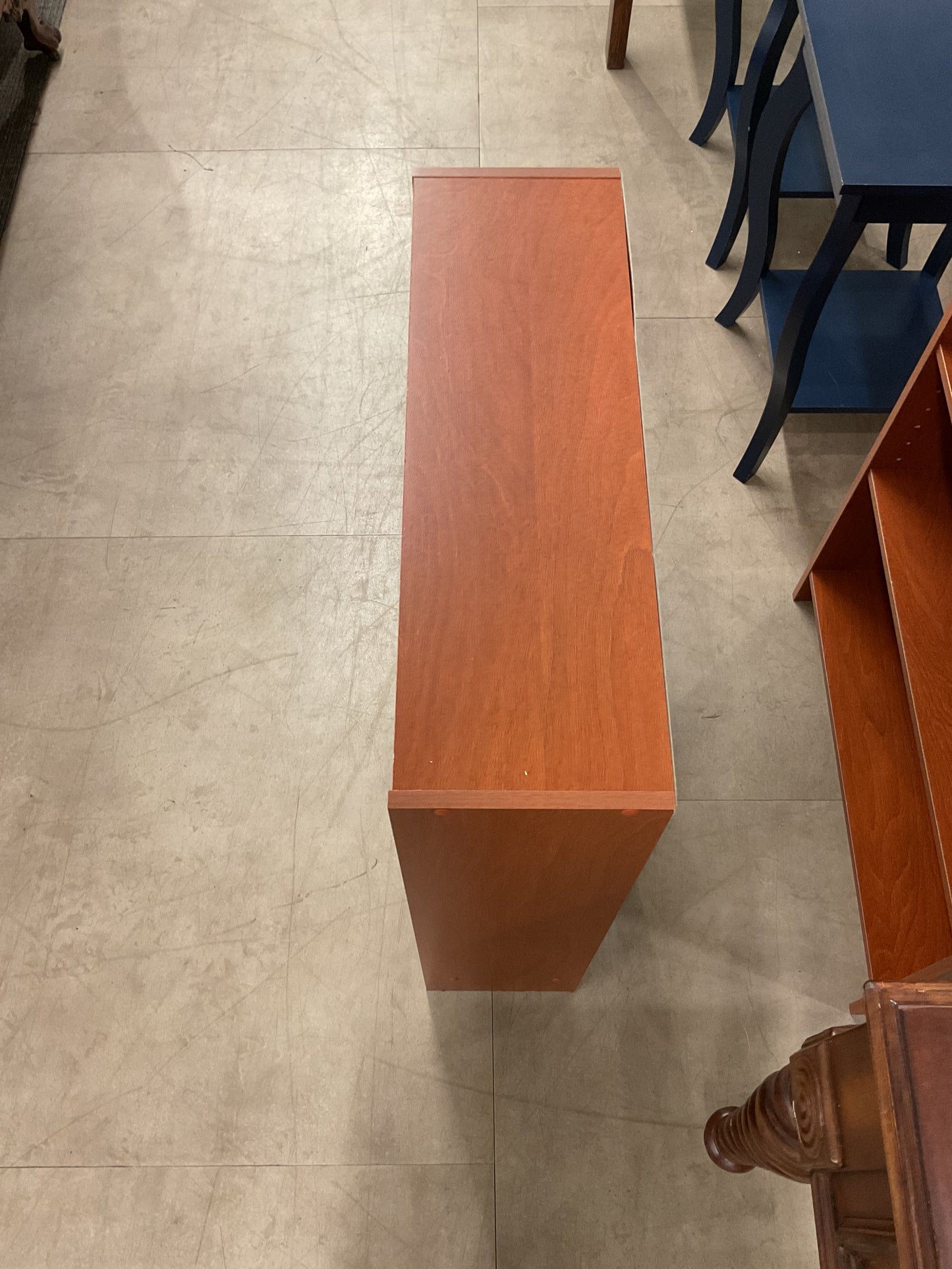 Hazelnut shelf
