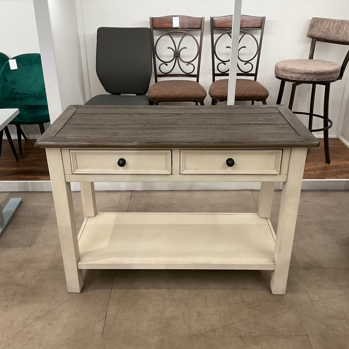 Willow Creek Sofa Table