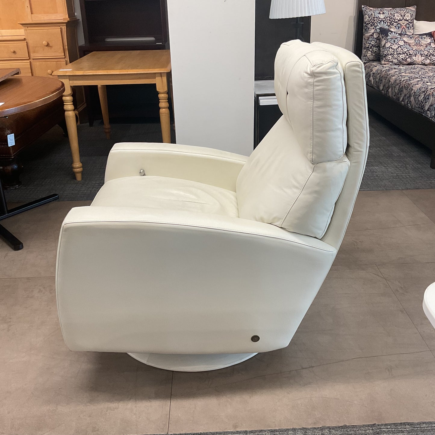 Cloud Form Recliner