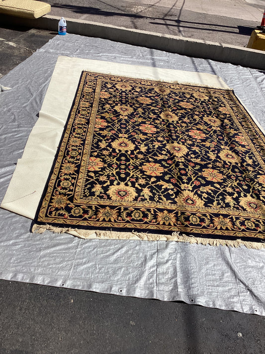 Bumble bee tuna rug (R007)