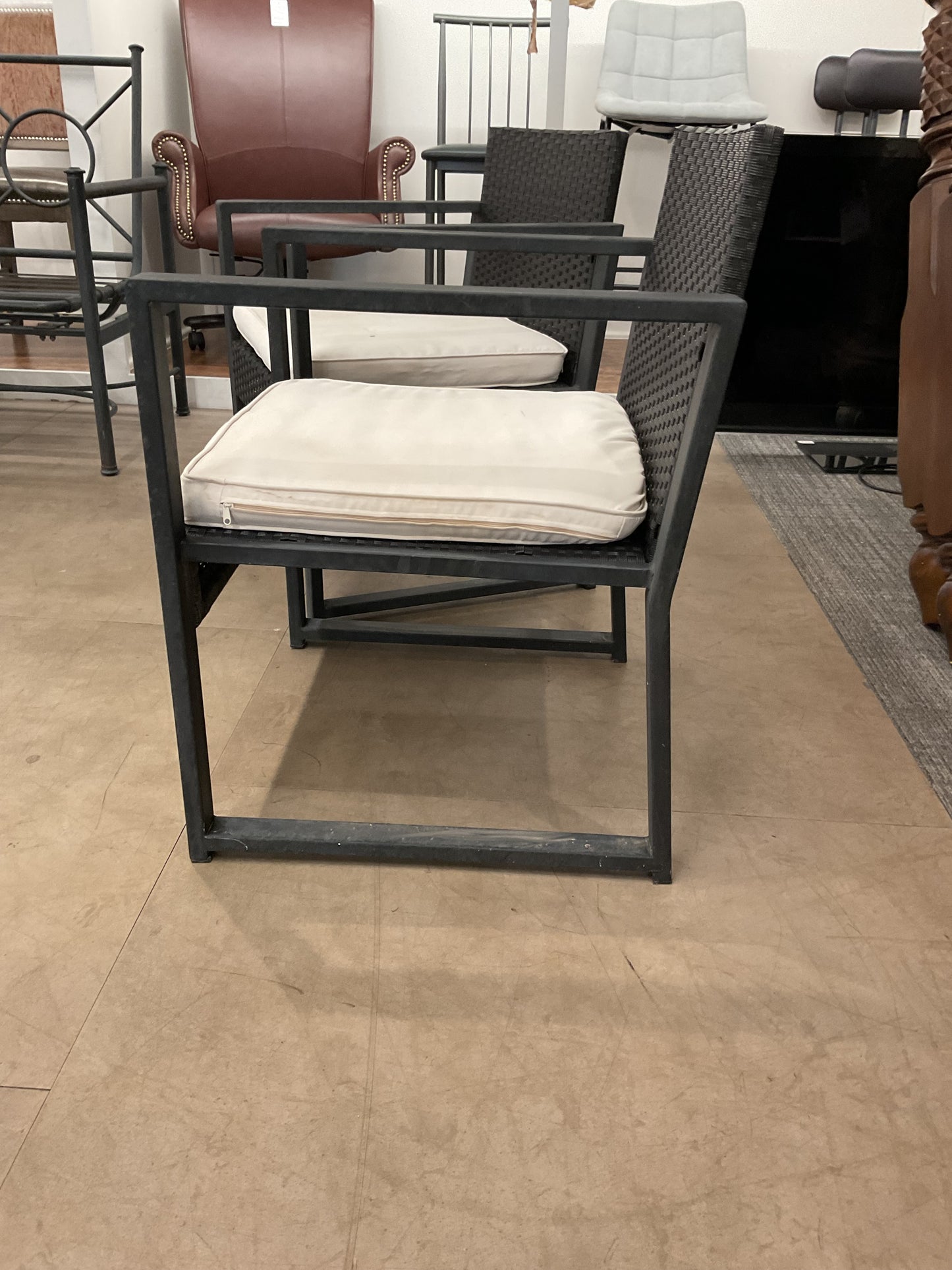 Patty’s patio furniture set