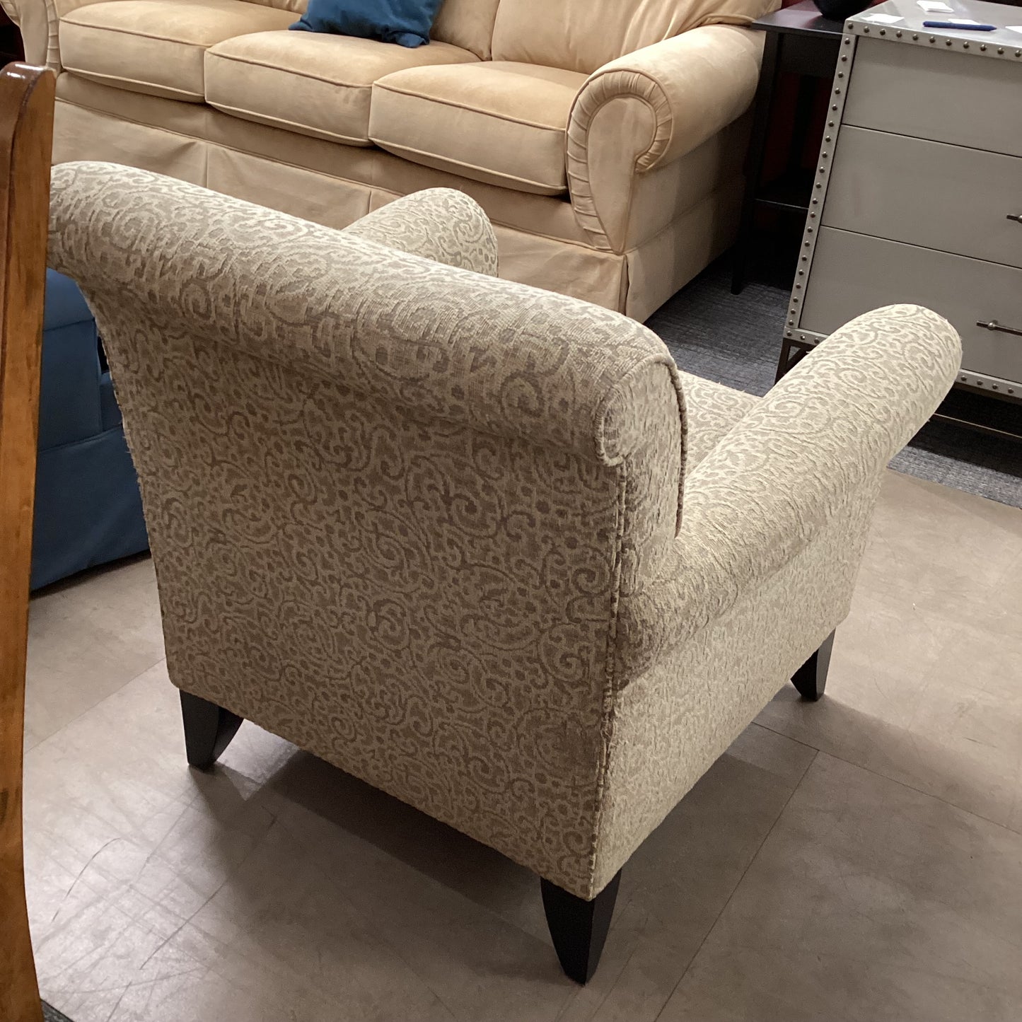 Can’t Help It Armchair