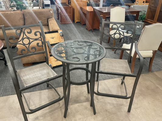 You can just tell patio set