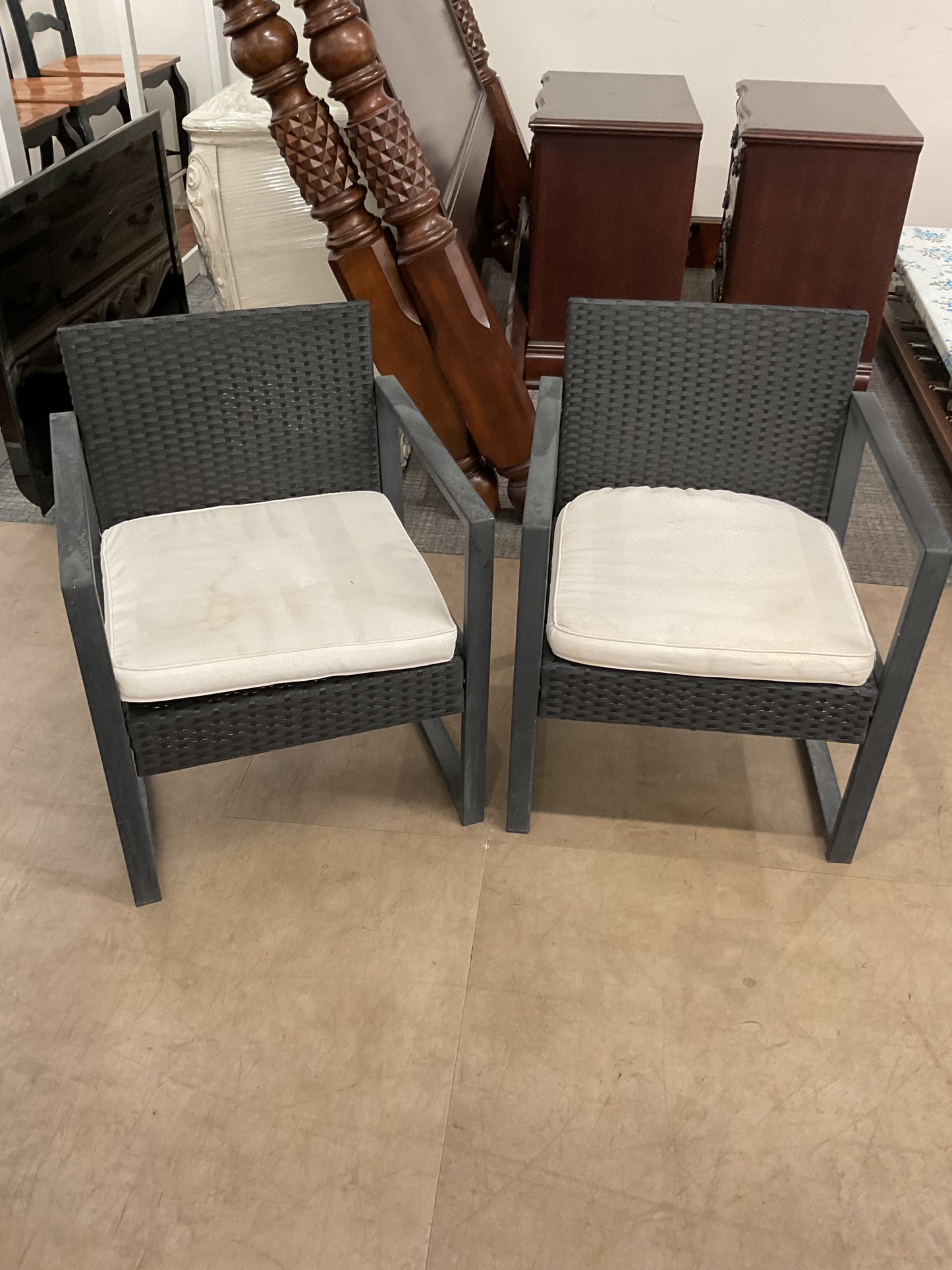 Patty’s patio furniture set