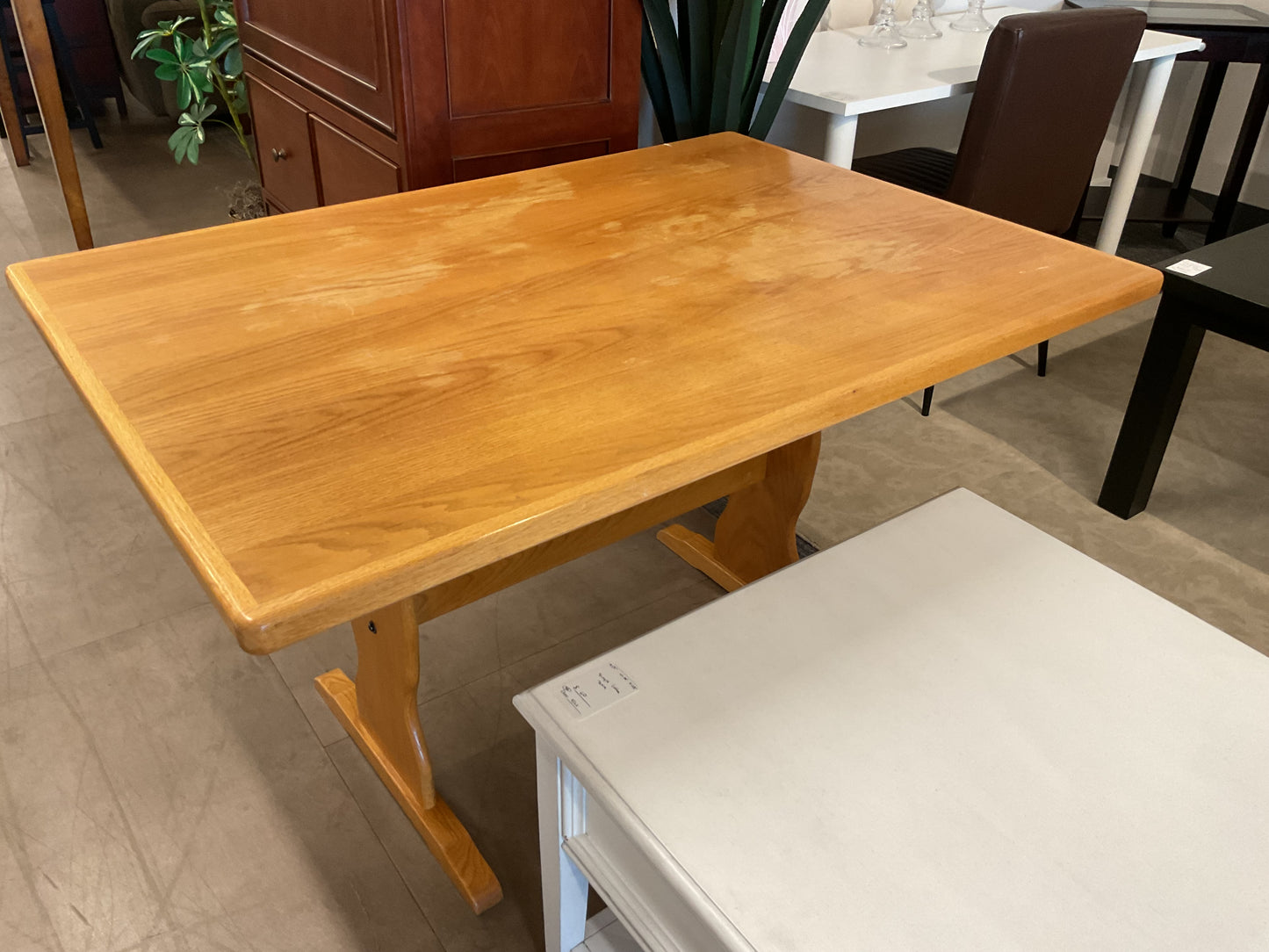 *WH* Cute Lil Dining Table
