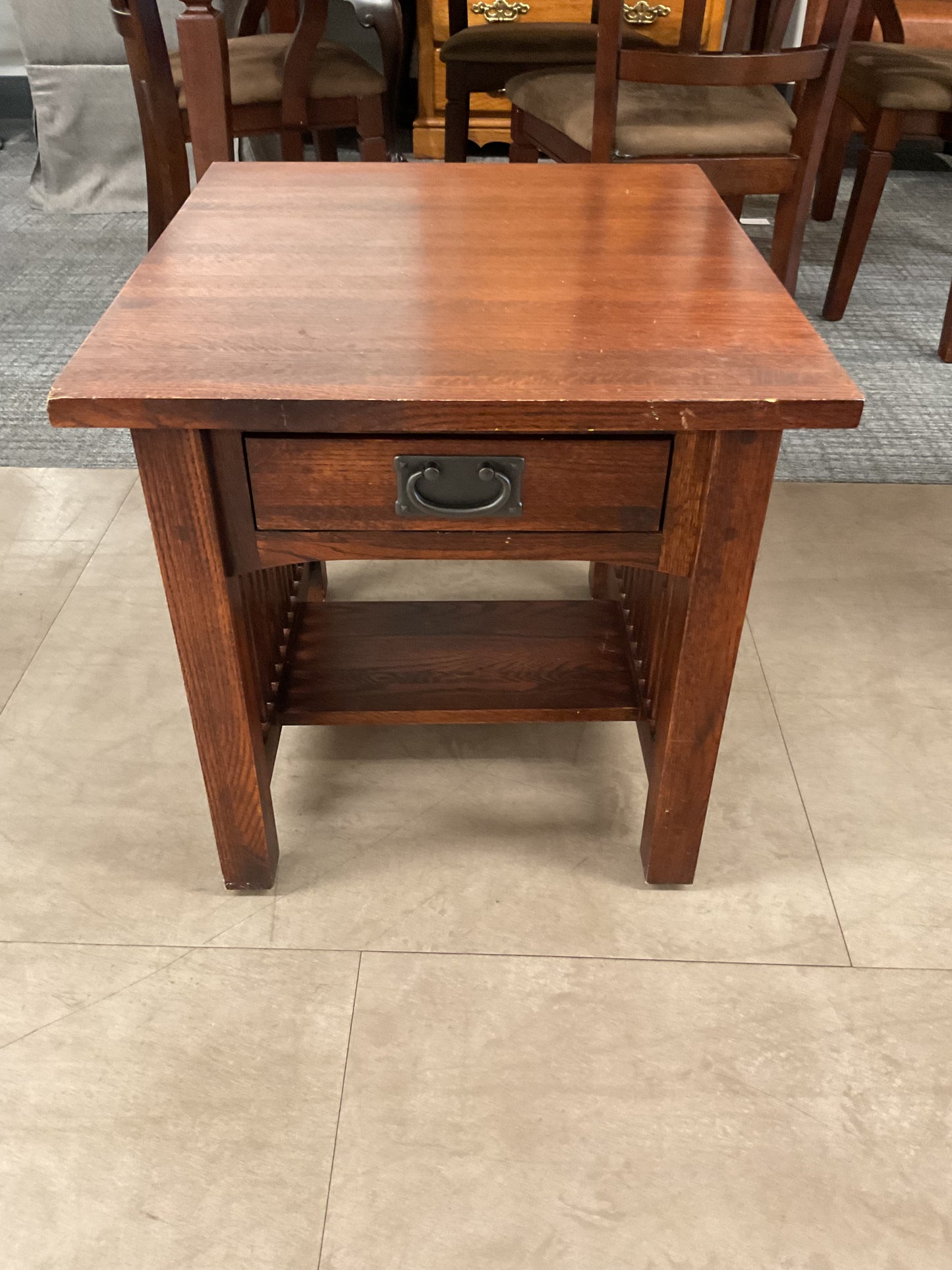 The end end table