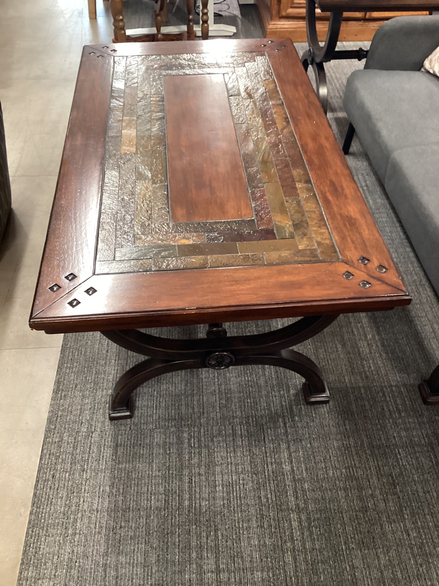 Wooden it bee nice coffee table