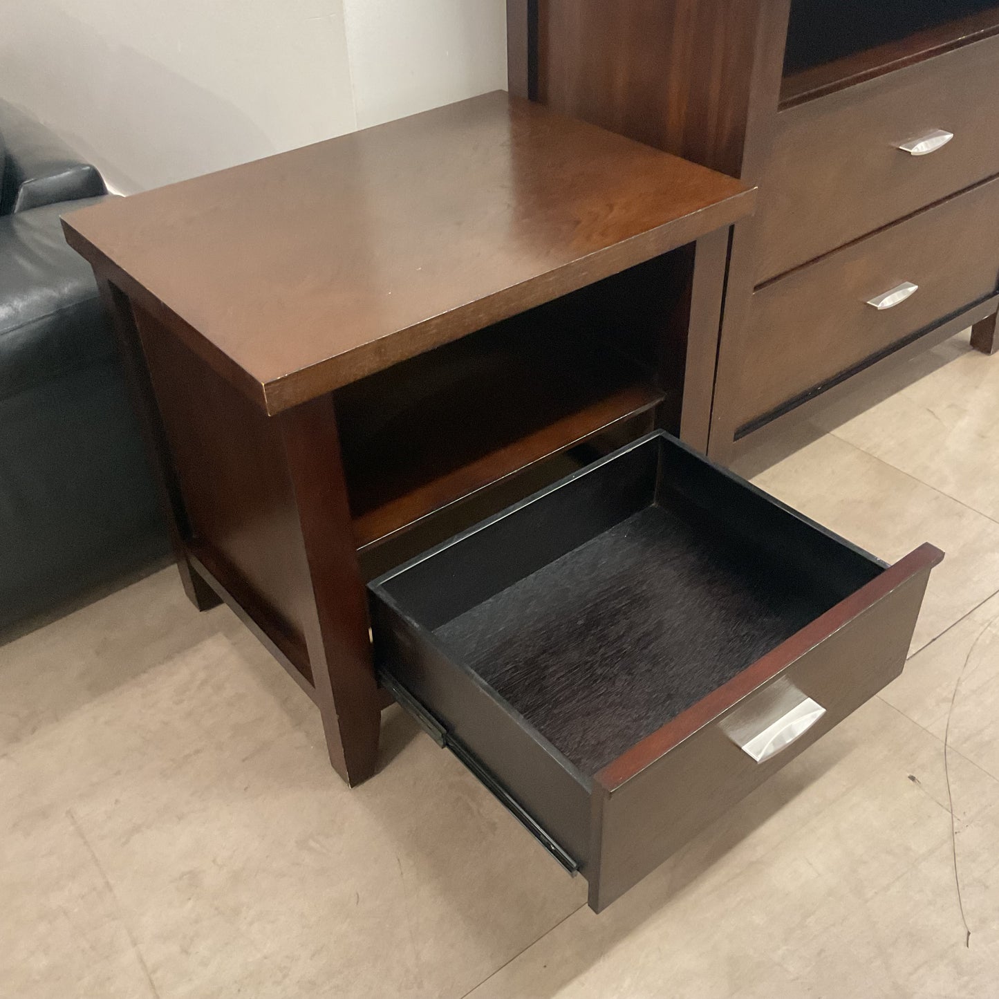 Choco Nightstand
