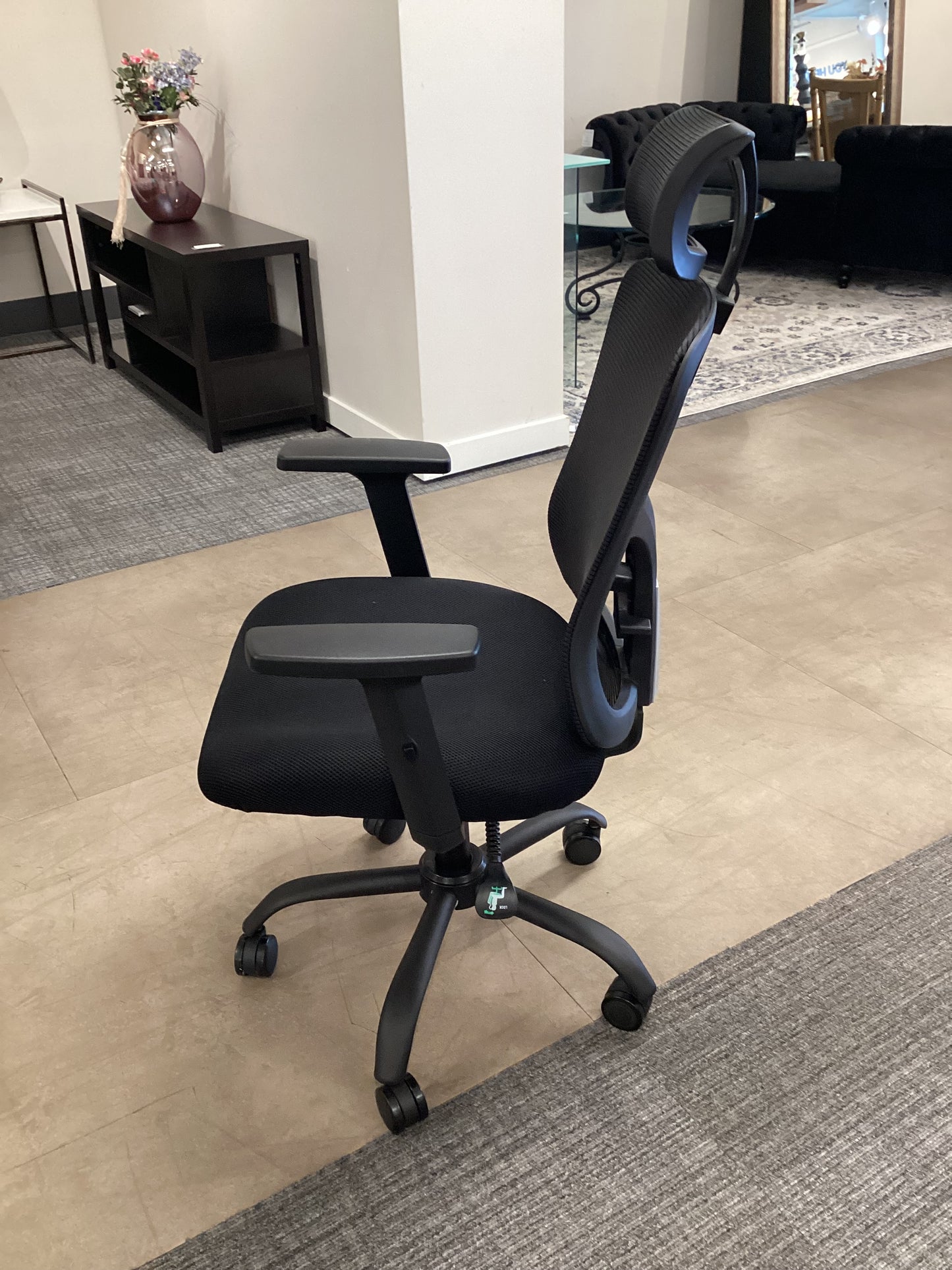 N8’s Office Chair