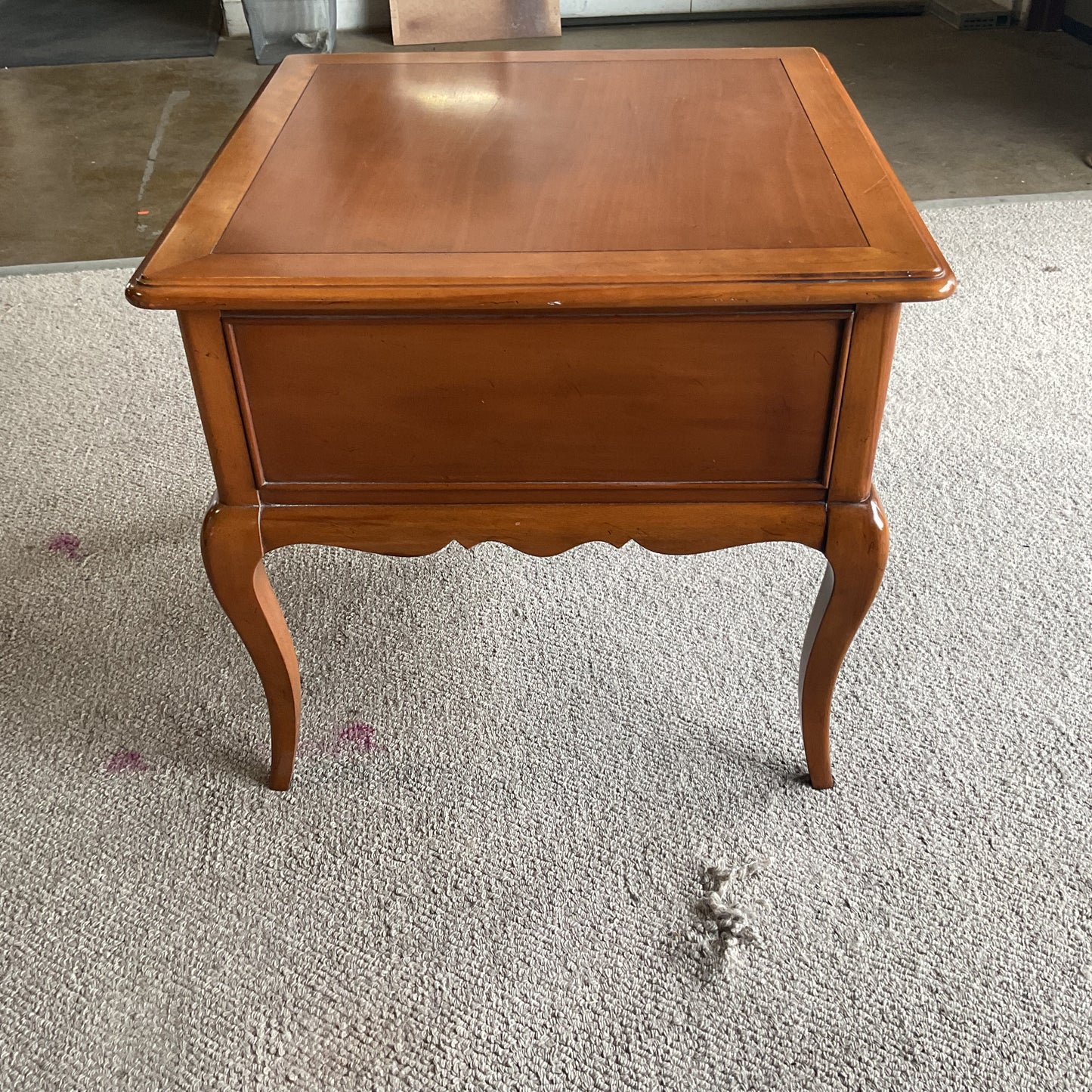 Cabriole Legs Side Table *WH