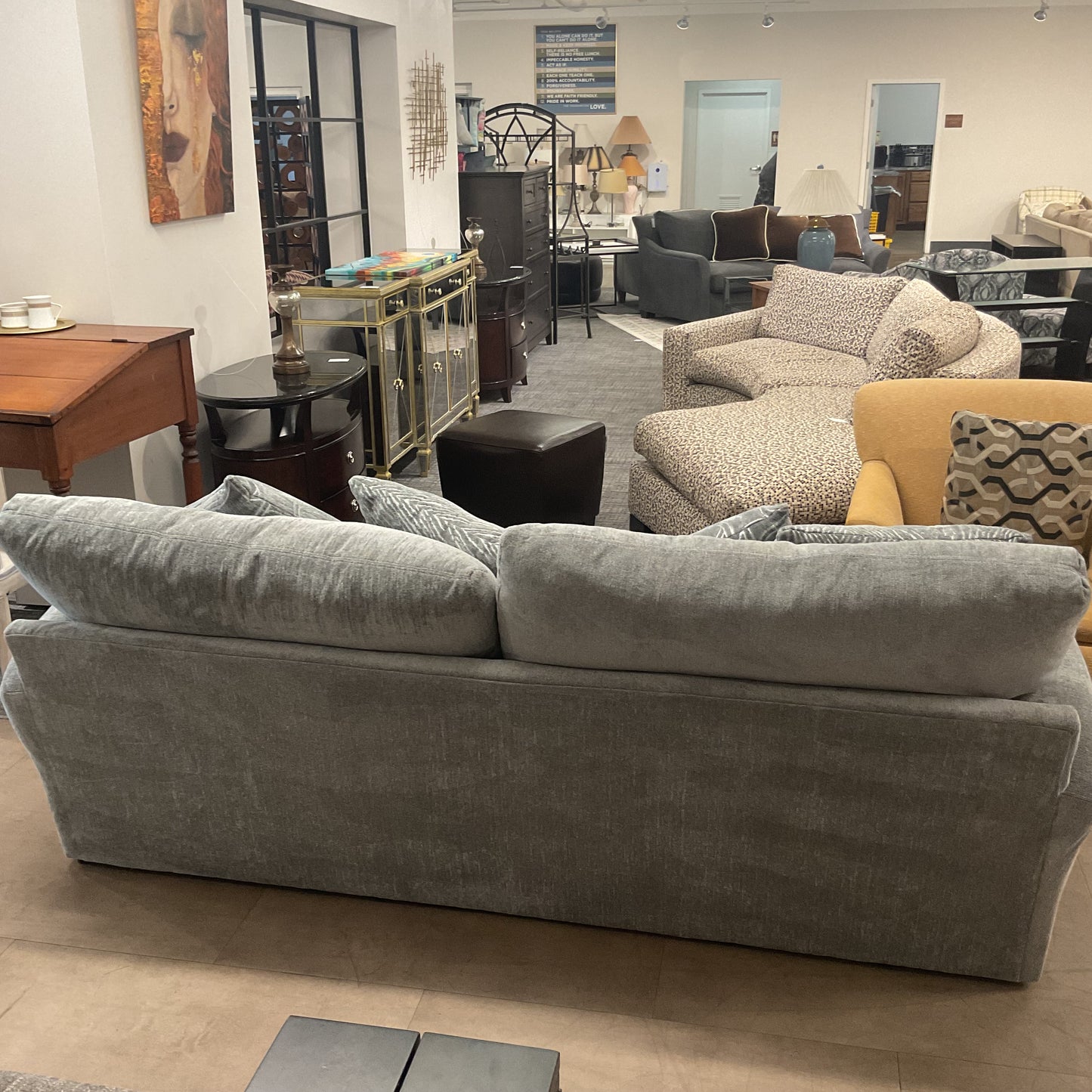 Stratus Cuddler Loveseat