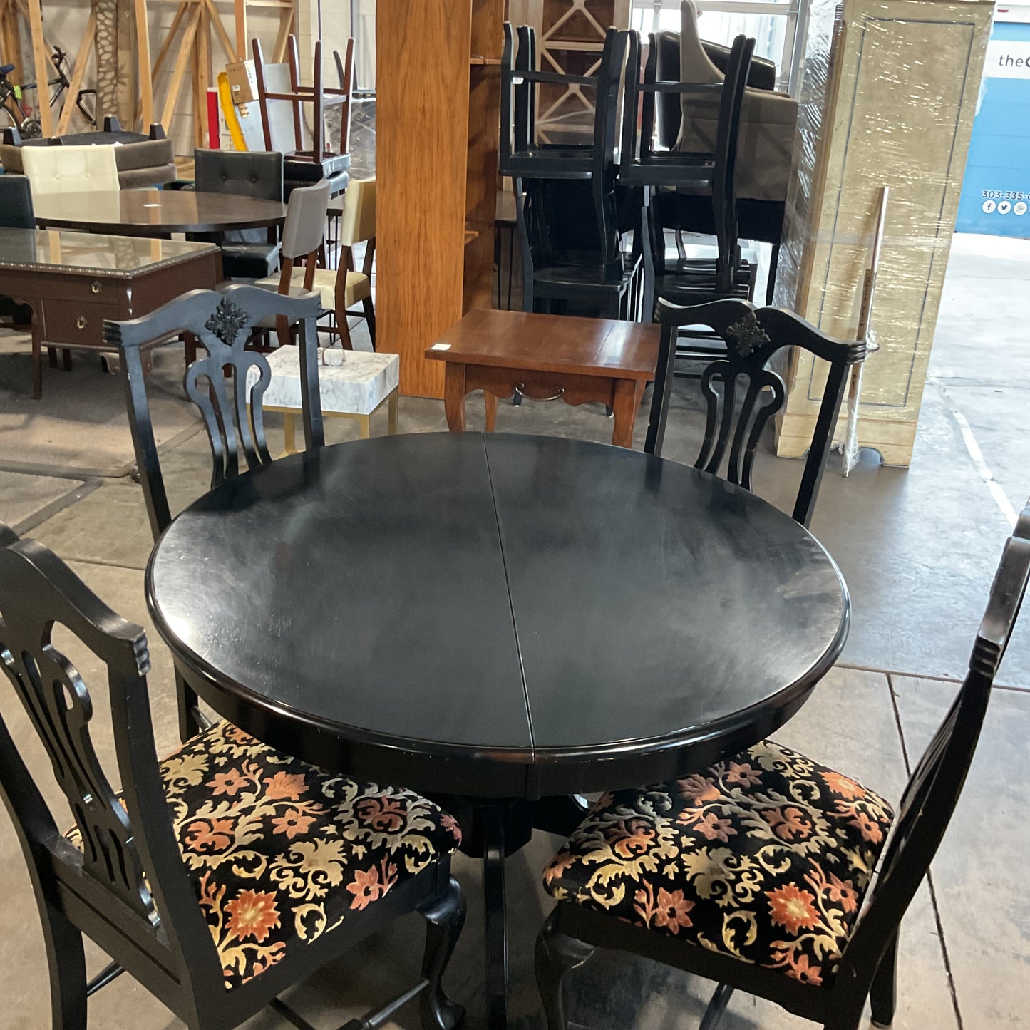 Black Vintage Dinning Set *WH