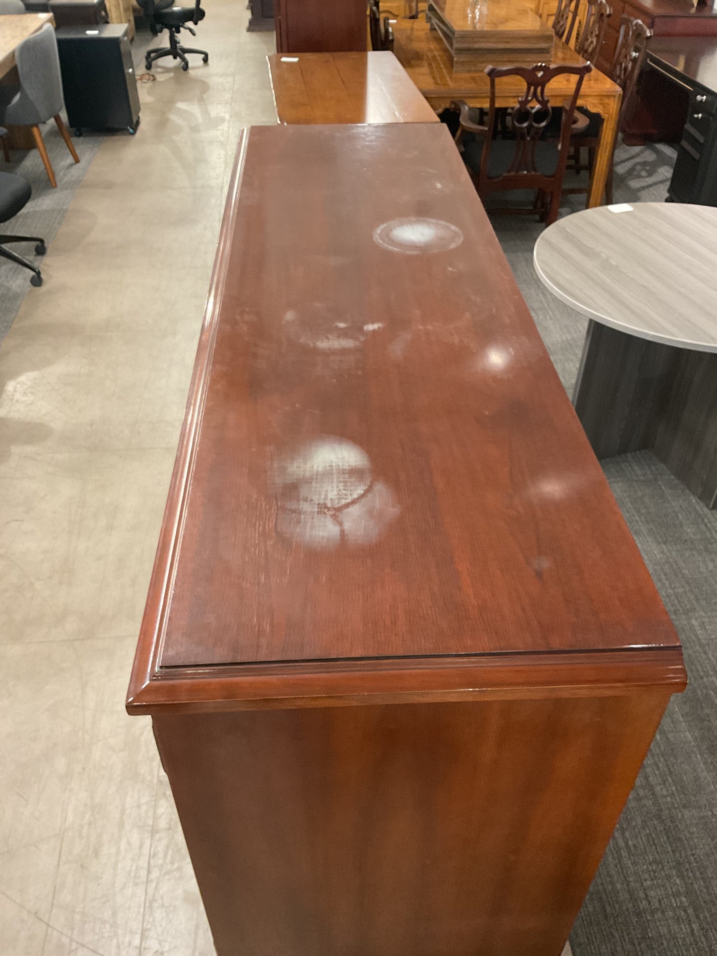 Feisty drawer cabinet
